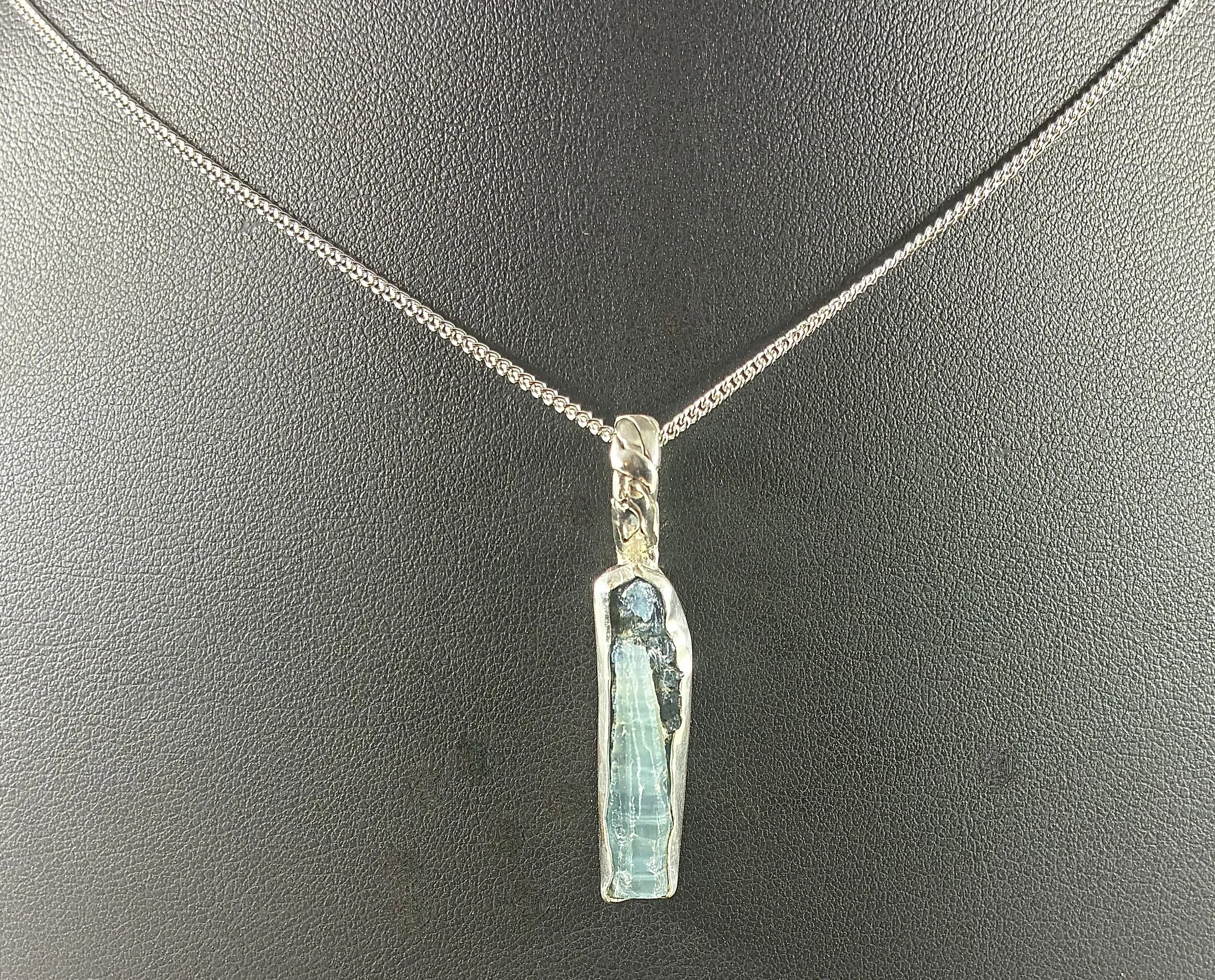 (59) Sterling Silver and Aquamarine Pendant