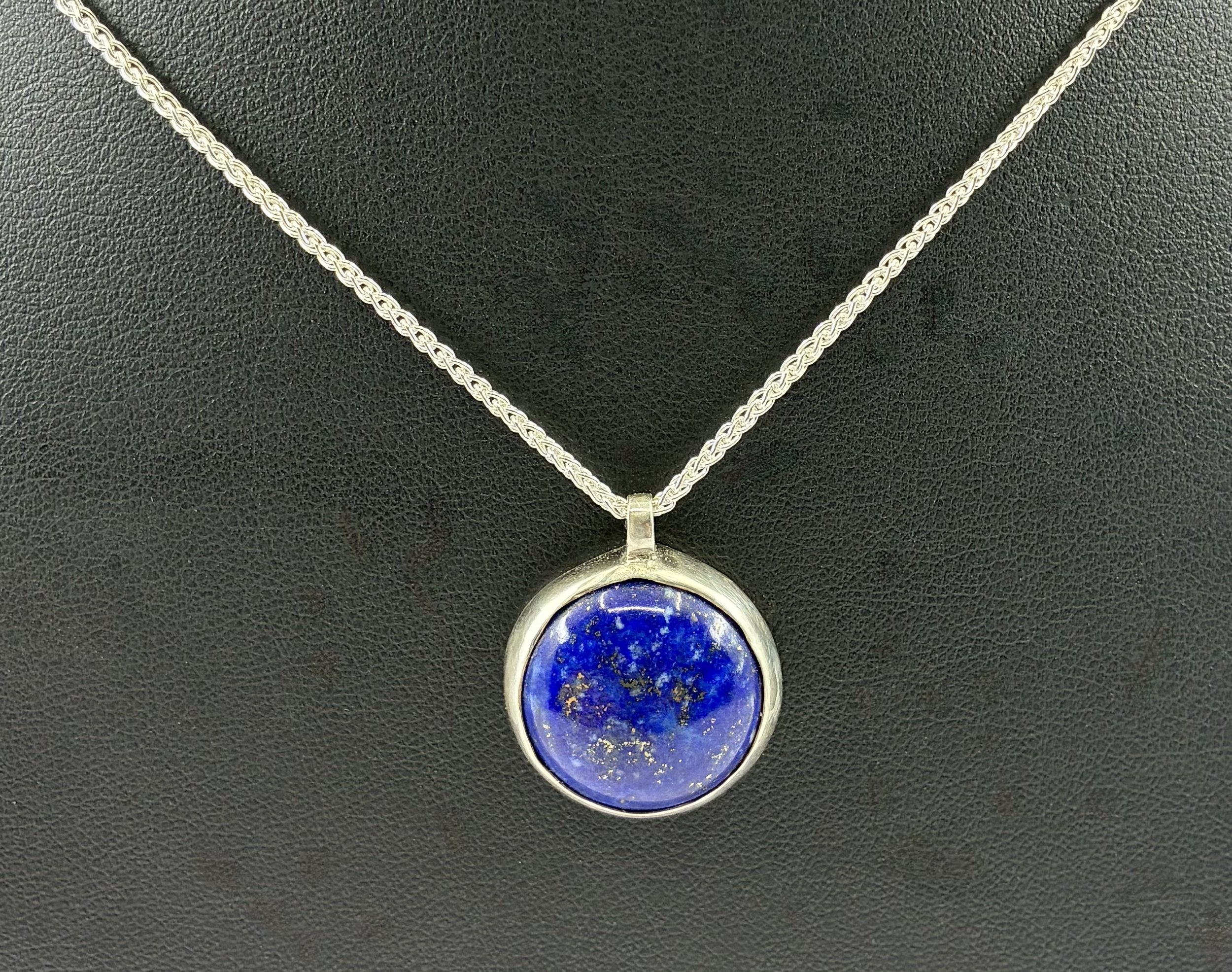 (13) Sterling Silver and Lapis Lazuli Pendant
