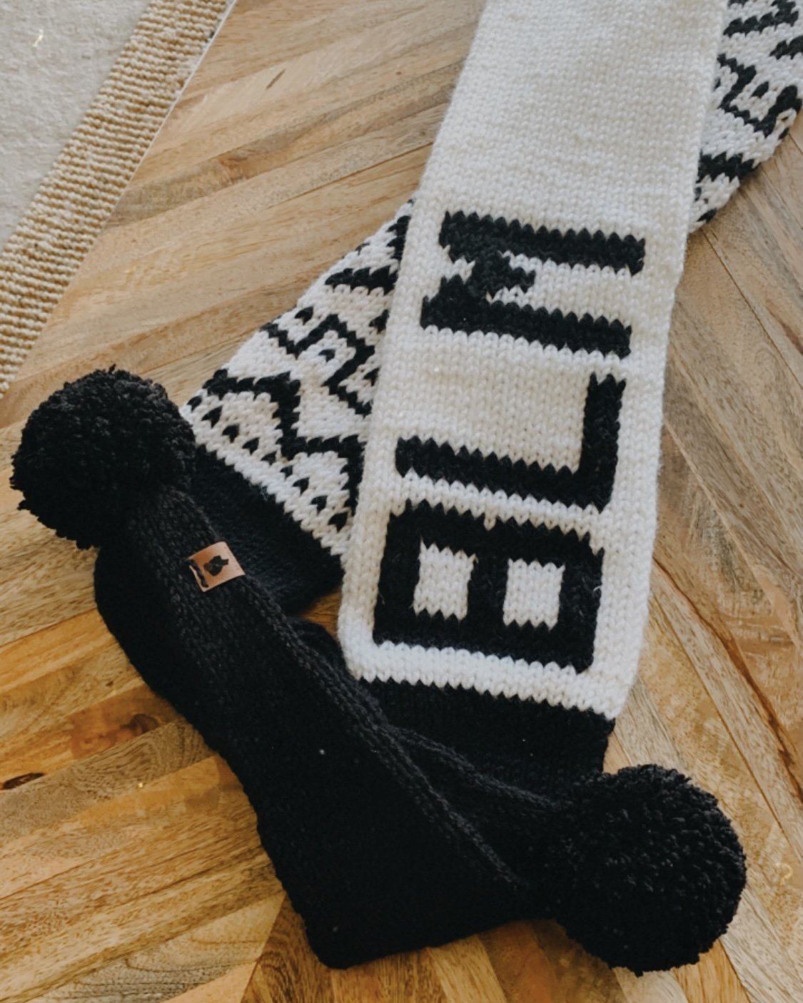 BLM-Bogolan Scarf (knit)