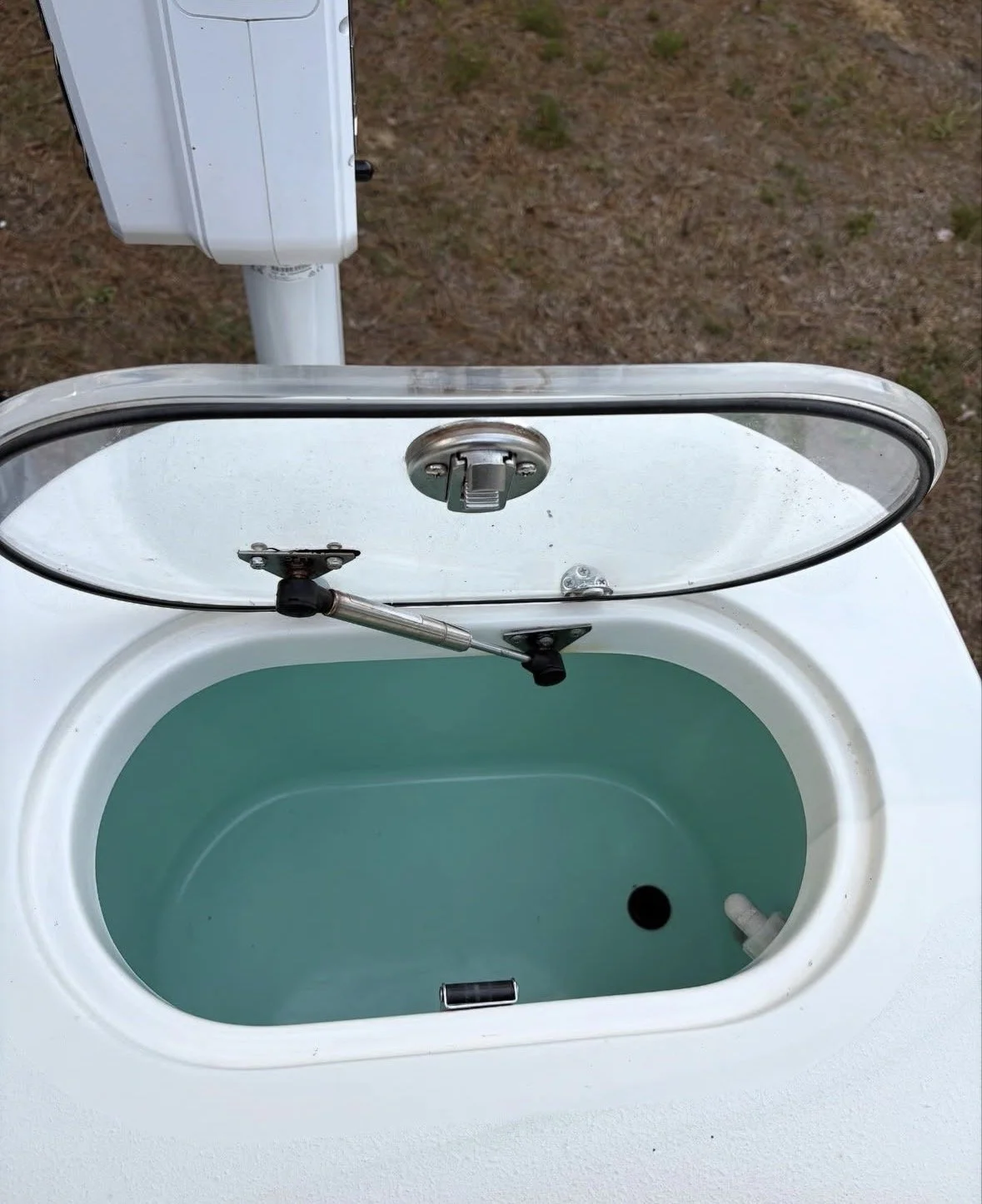 mobile-boat-detailing-beaufort-bluffton-hilton-head-island-5.jpg