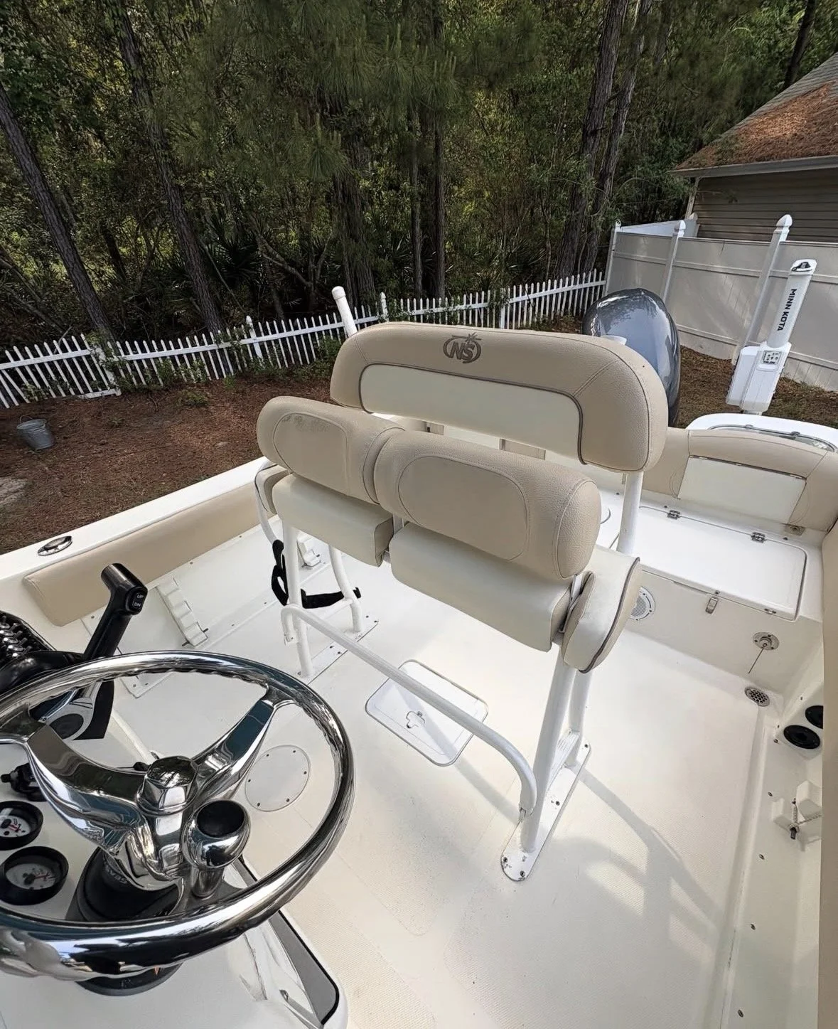 mobile-boat-detailing-beaufort-bluffton-hilton-head-island-4.jpg
