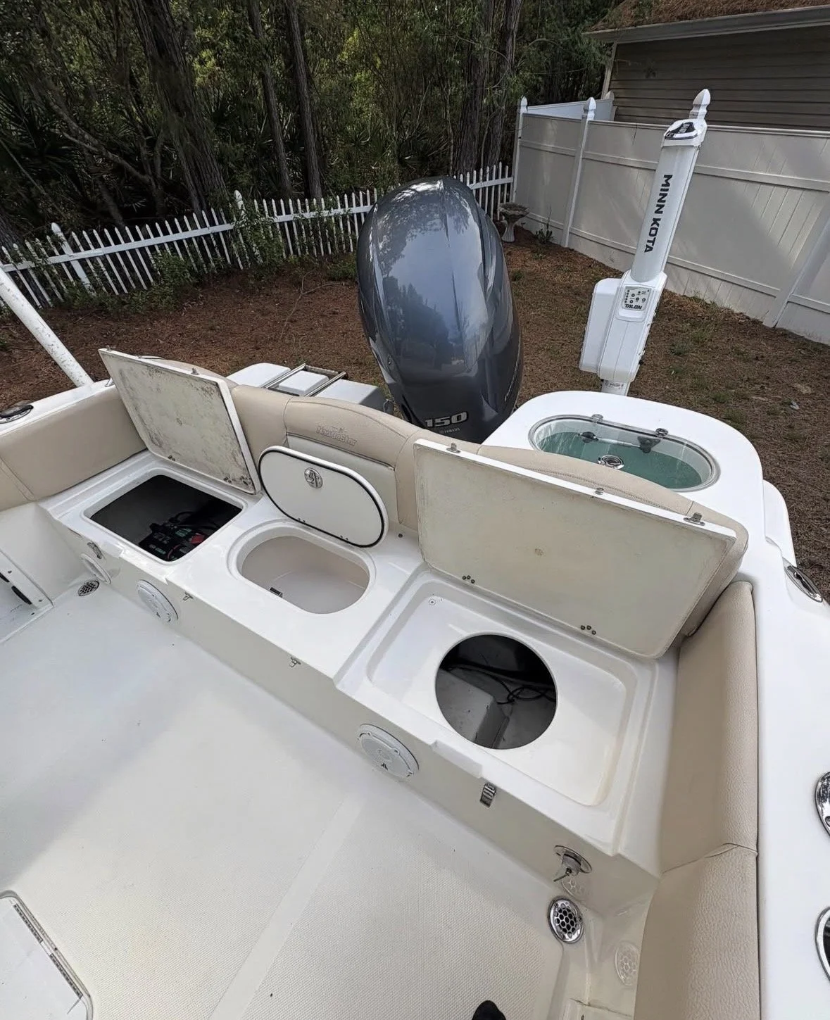 mobile-boat-detailing-beaufort-bluffton-hilton-head-island-3.jpg