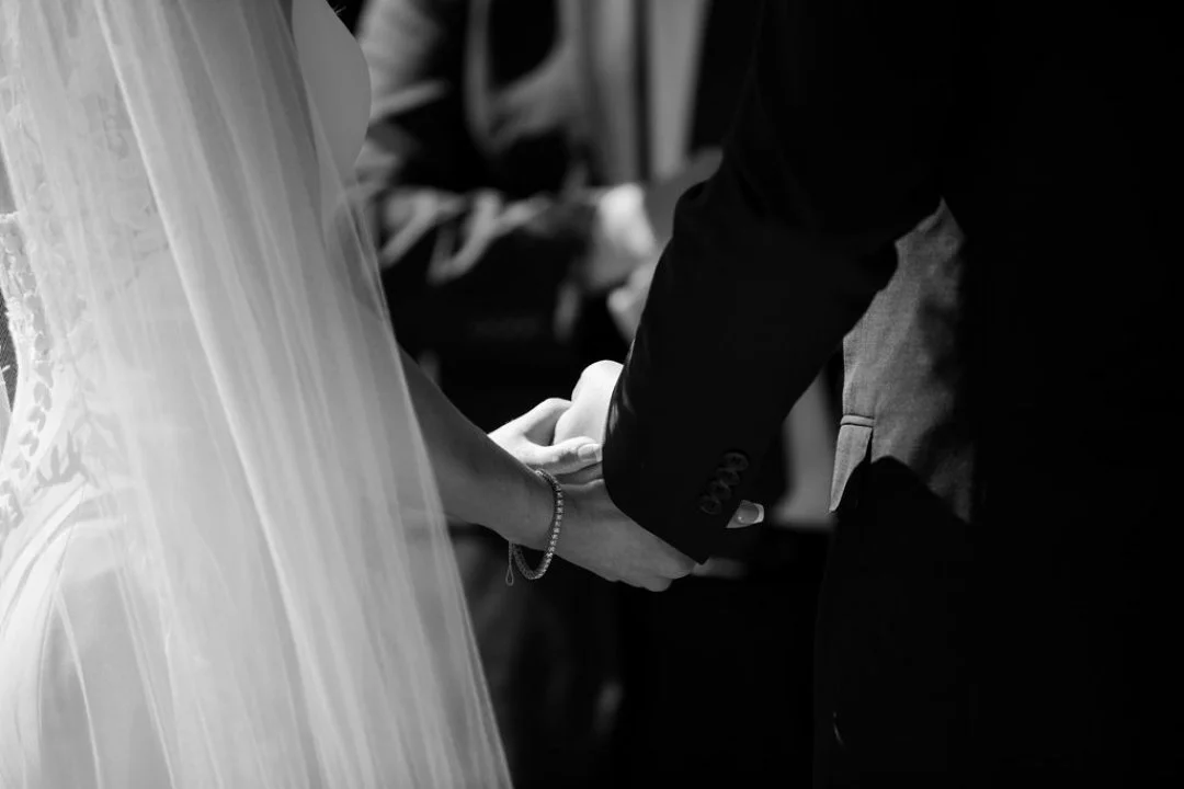 Maggie &amp; Ethan 💕
Coordination: @nancyessevents
Photo: @ashleyloganphotography
Florals: @florafaunadesigns
Catering: @azafran_chef
Dessert: @coutney_cakes_nc
Hair &amp; Makeup: @shaktiweddings
Rentals: @missmatchrentals &amp; @thefestiveelk
Dress