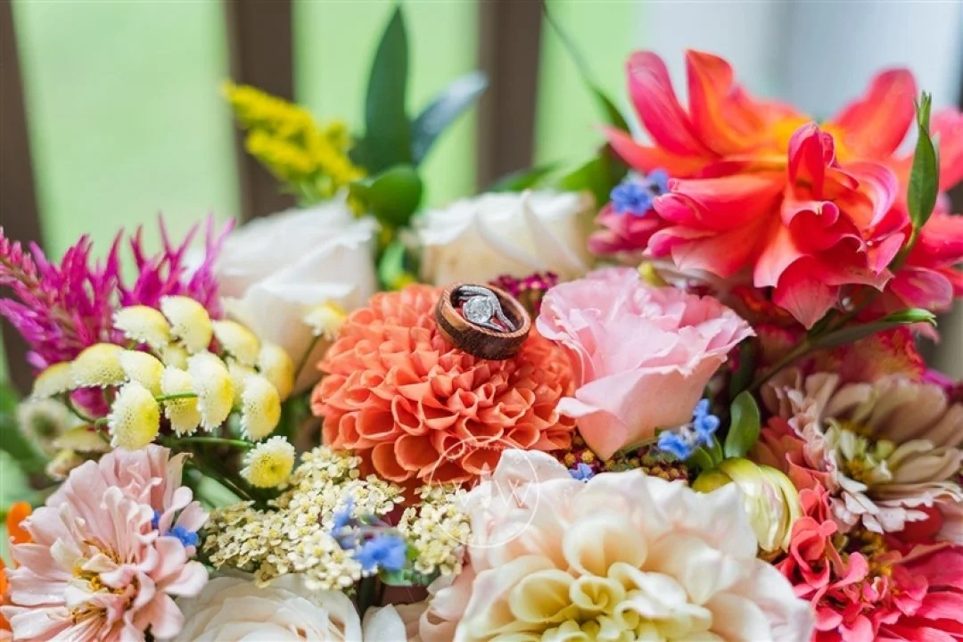 Molly &amp; Conor 💕
Planning: @nancyessevents
Photo: @wayfaringwanderer
Venue: @wonderlustacres
Florals: @noellearose
Catering &amp; Dessert: @frugalgourmetcatering
Hair &amp; Makeup: @shaktiweddings
Rentals: @thefestiveelk
Dress: @bridaltraditions
