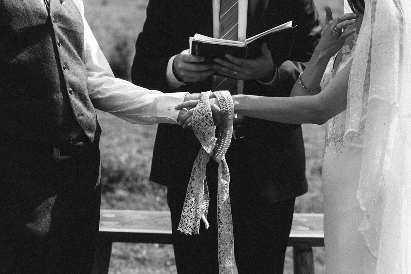 North-Carolina-Boone-Intimate-Mountain-Wedding-163_websize.jpg