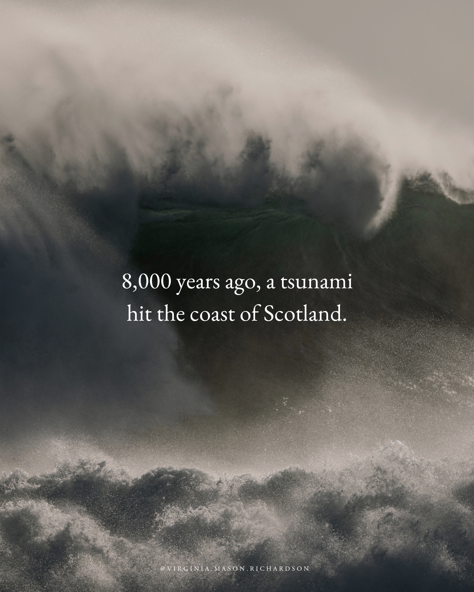 Image of a giant wave (Copy) (Copy)