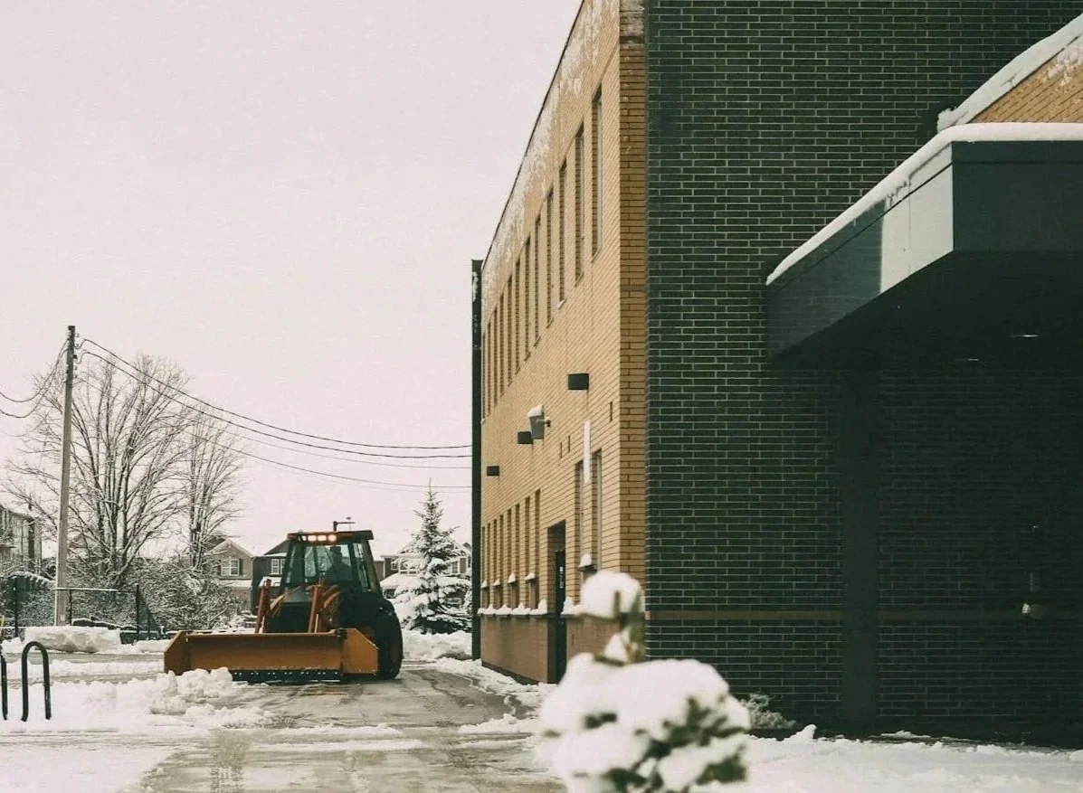 The Benefits of Commercial Snow Removal Contracts