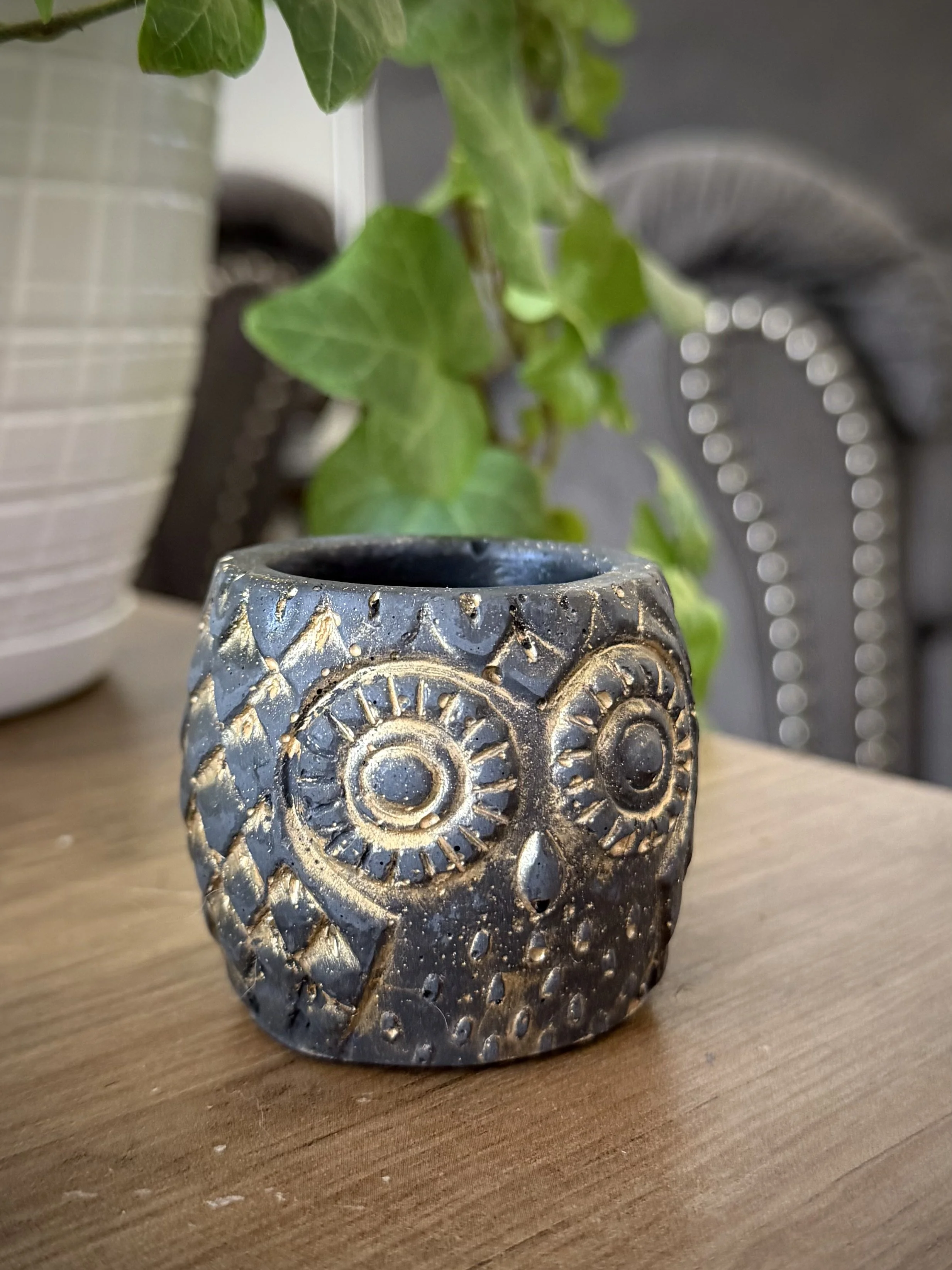 Mini Owl Planter - Black/Gold
