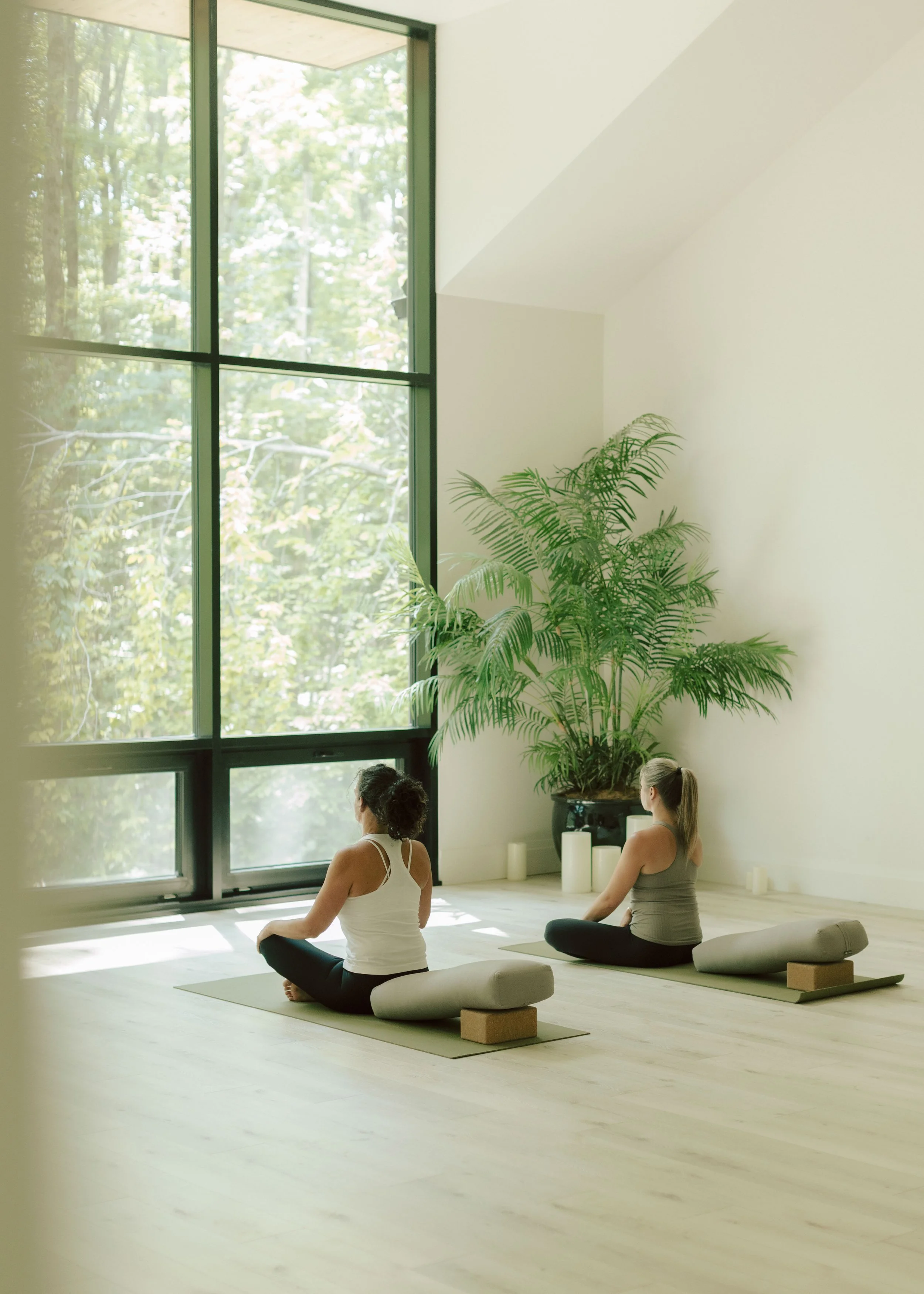 1 Best A DanaeMariePhoto-VickiTree-MainRoom-22.jpg