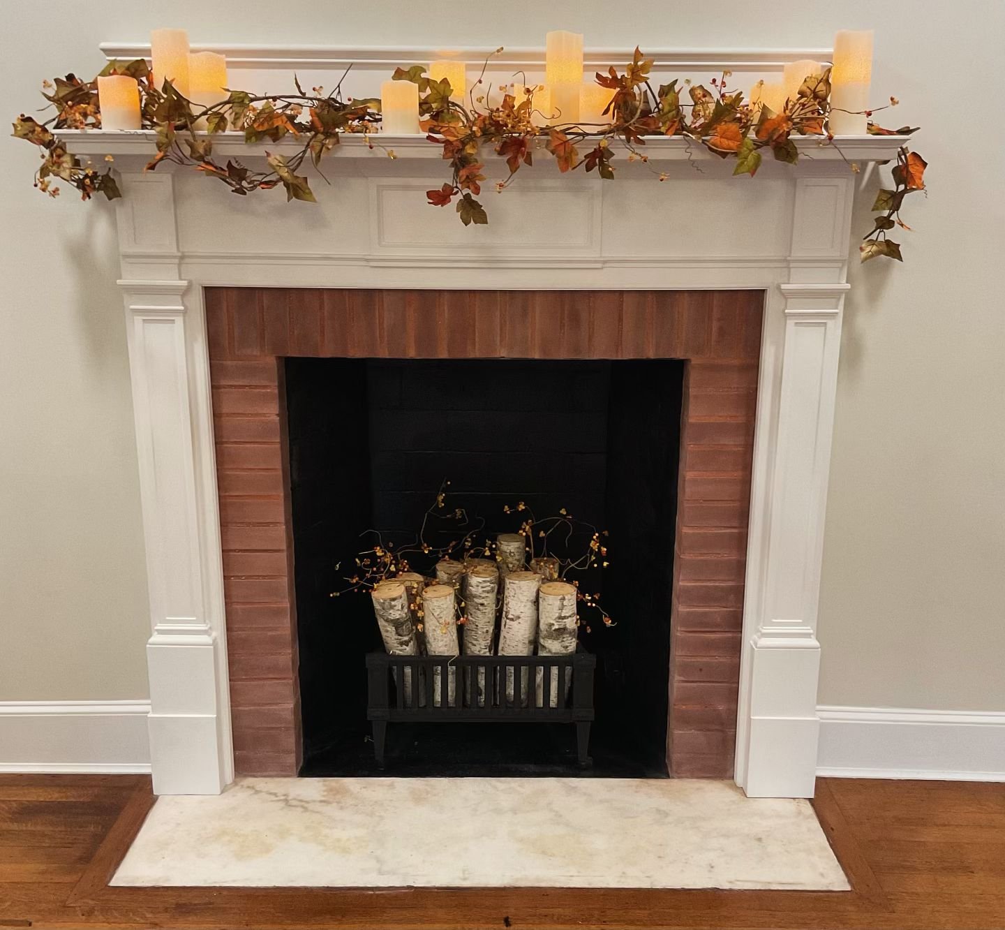 Cozy vibes and crackling fires 🔥✨ Our Reservoir Room&rsquo;s fireplace has officially stolen our hearts! How would you dress it up for your next celebration? 🥳❤️ Reservoir Room is available to book NOW!