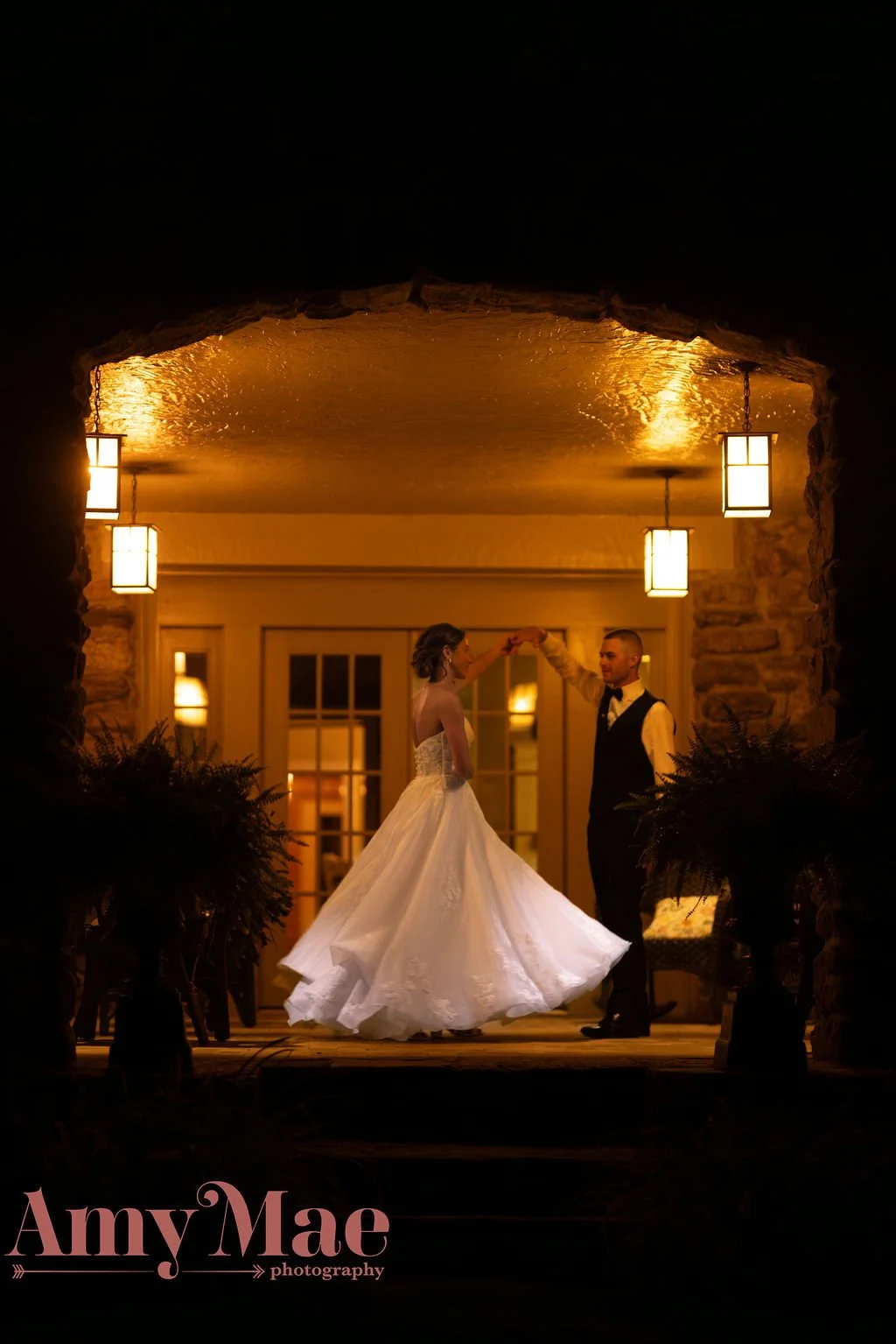 CJWedding(546of551)logo.jpg