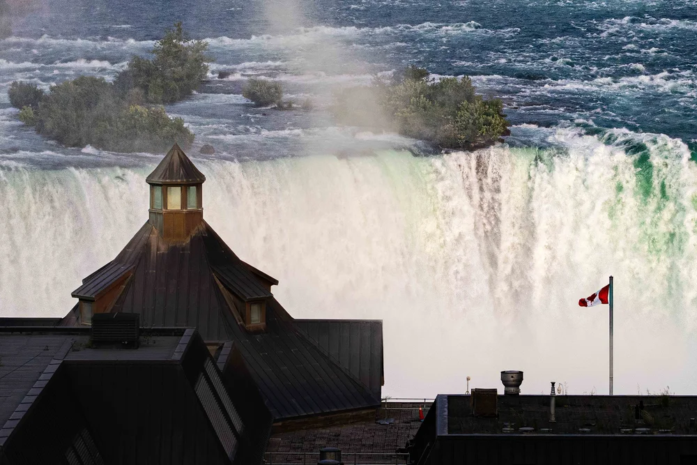 Horseshoe Falls with Canadian Flag