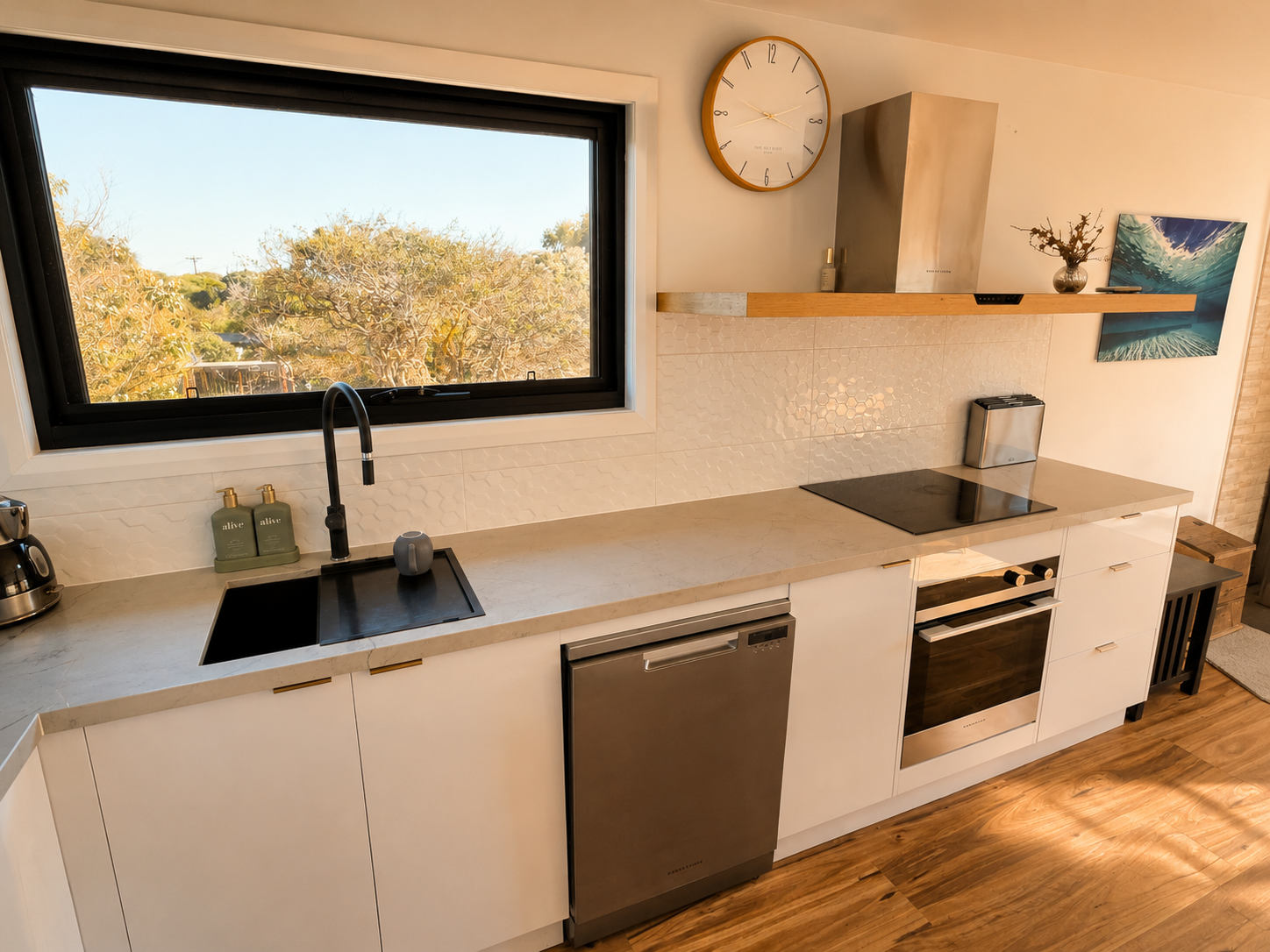 5 - Kitchen. finalpng.png