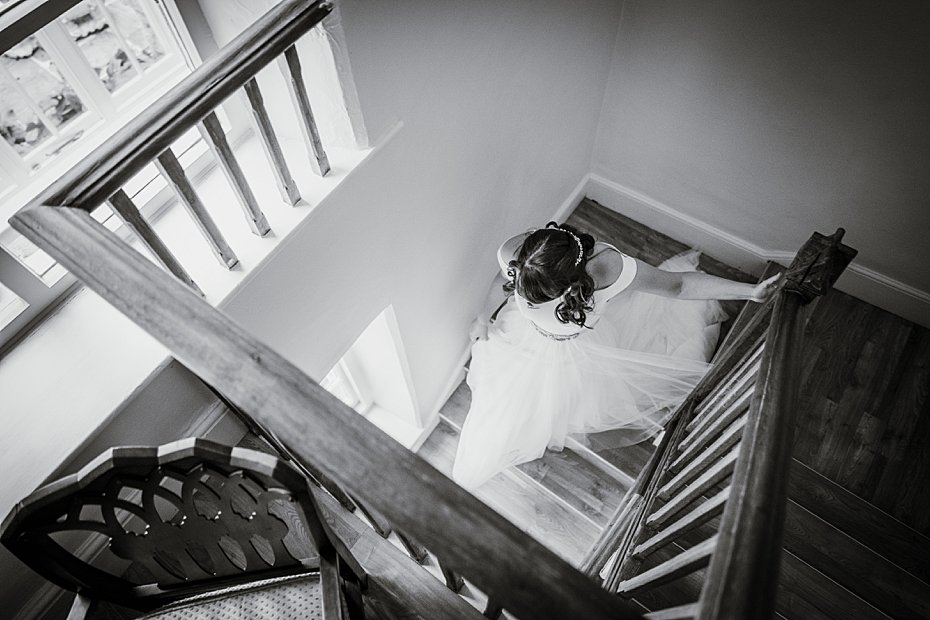 Emma & Billy - Worton hall wedding - Lee Dann Photography-0127.jpg