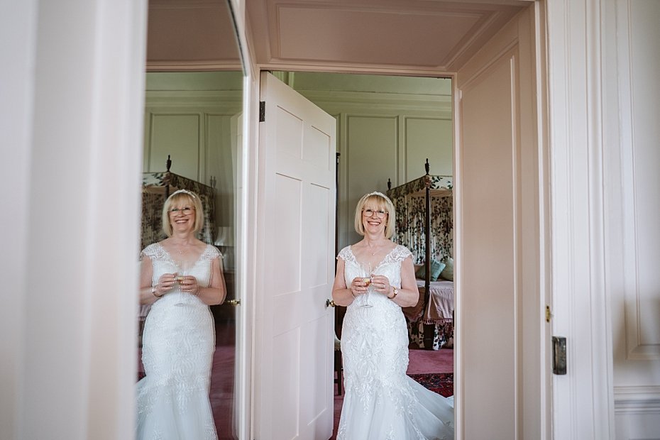 kingston bagpuize house Wedding - Penny & Graham - Lee Dann Photography-0128.jpg