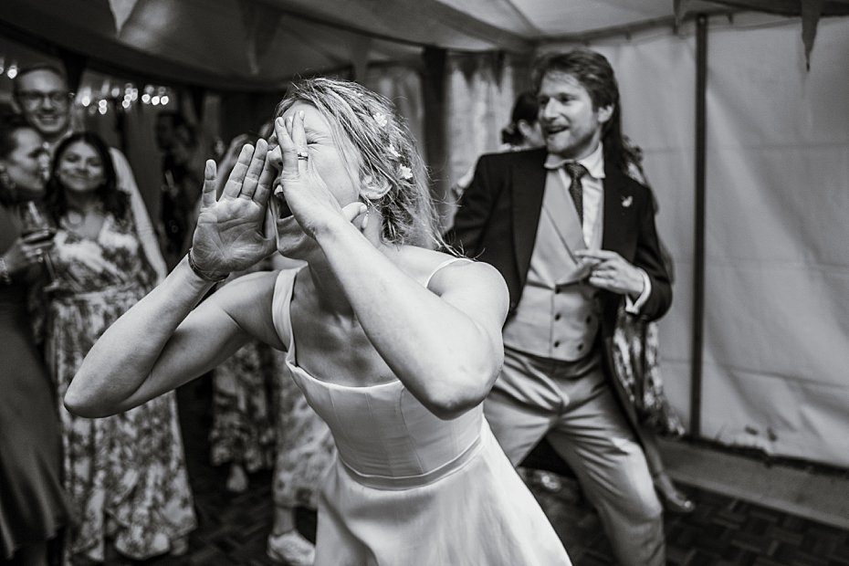 Duns Tew Wedding - Elli & Michael - Lee Dann Photography-1022.jpg