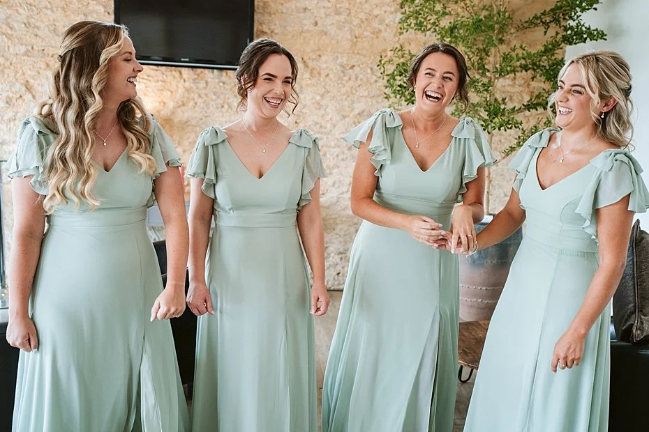 Stratton Court Barn Wedding - Jess & Tim - Lee Dann Photography-143.jpg