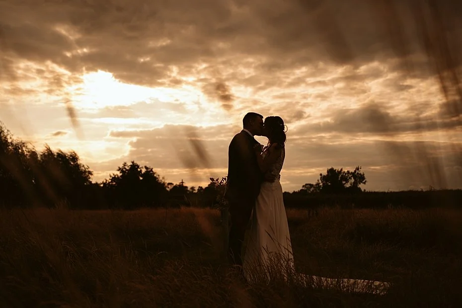 Stratton Court Barn Wedding - Jess & Tim - Lee Dann Photography-738.jpg