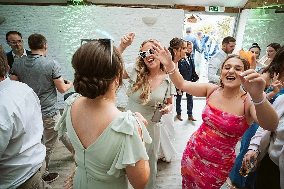 Stratton Court Barn Wedding - Jess & Tim - Lee Dann Photography-812.jpg