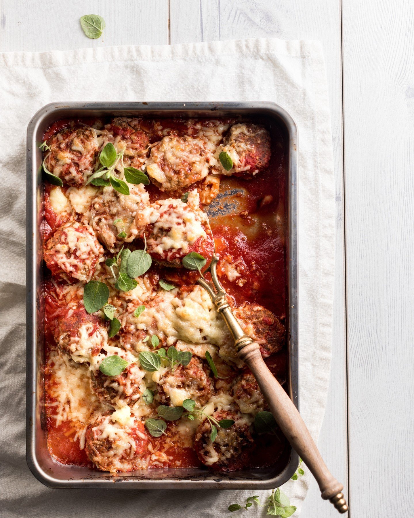 If you're looking for a delicious mid-week meal for your family, try this Baked Pork and Oregano Meatballs Recipe.

Lean pork is a great source of protein, vitamins, and minerals. It can add more variety to your meals and be an excellent alternative 