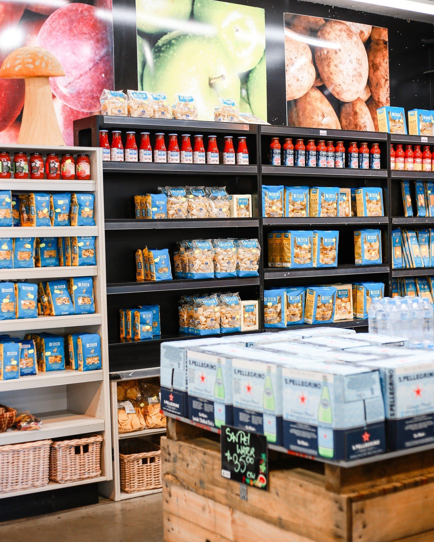 @trugolds.canberra's new pasta section has us inspired! With a great variety of fresh ingredients and premium pasta, the dinner possibilities are endless. 💭 🍝

Puttanesca, anyone?