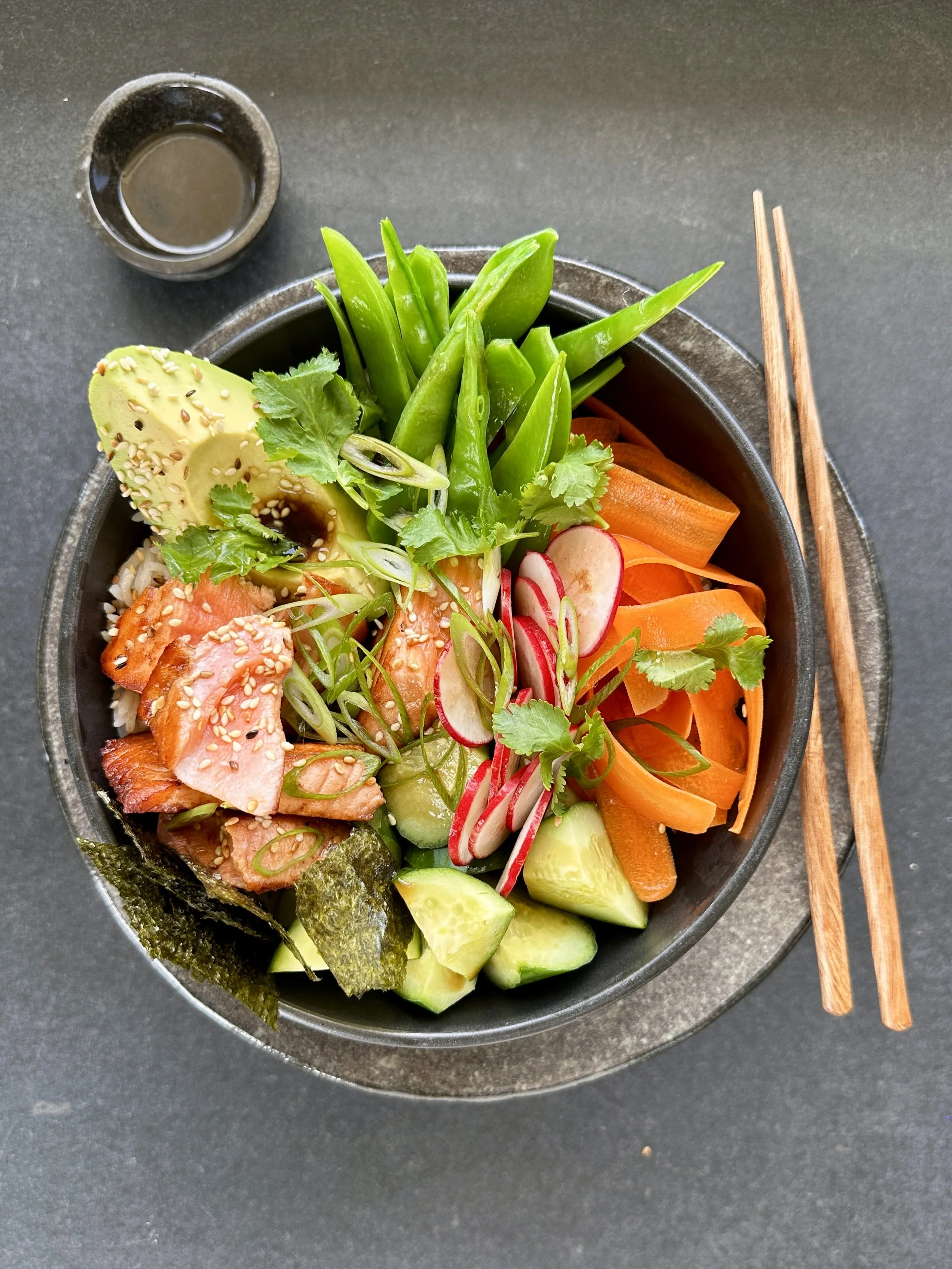 SALMON RICE BOWL