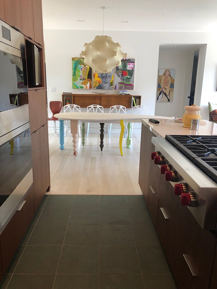 Dining table detail
