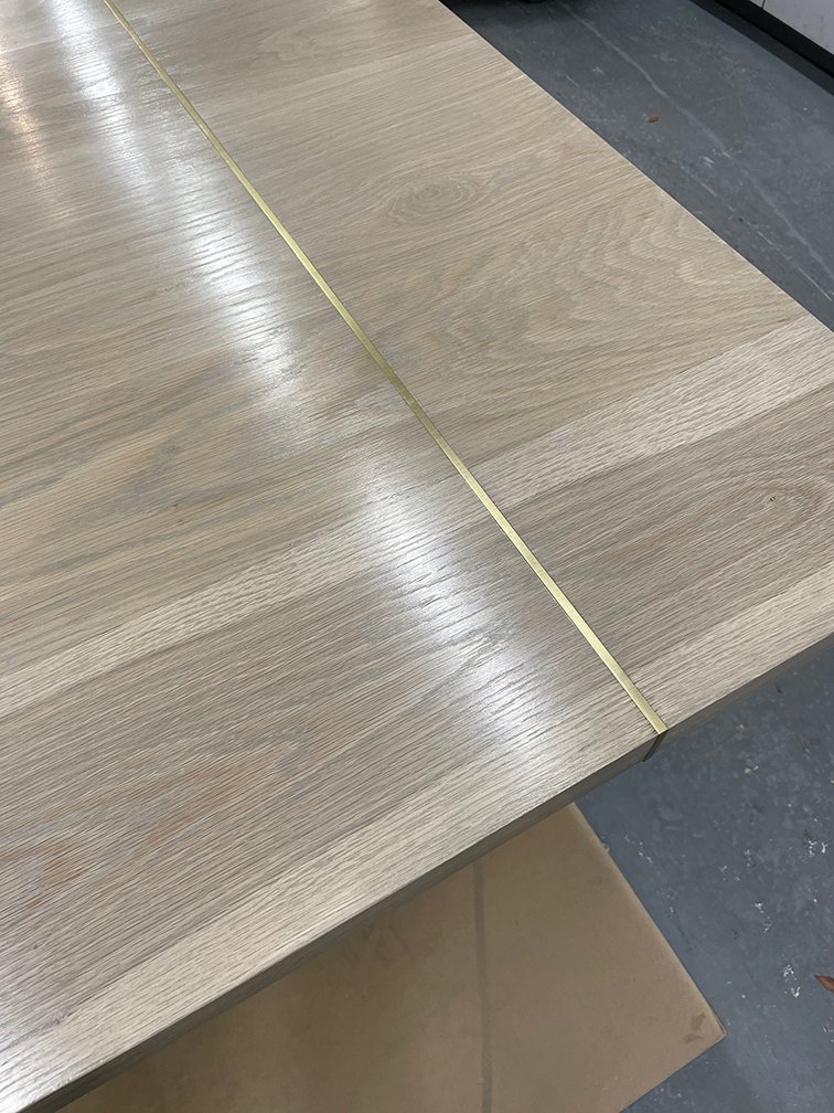White oak table detail
