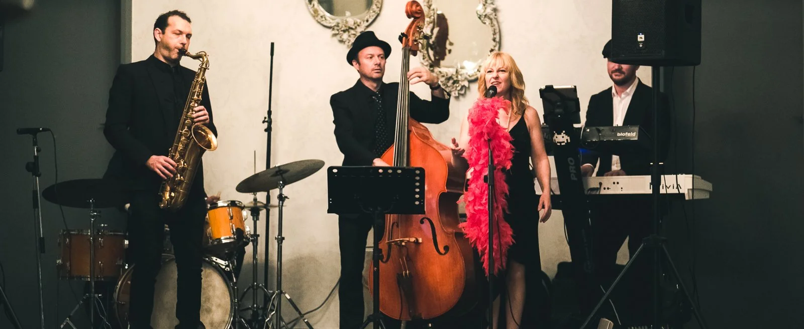 Kirsten Allison Sydney jazz band singer