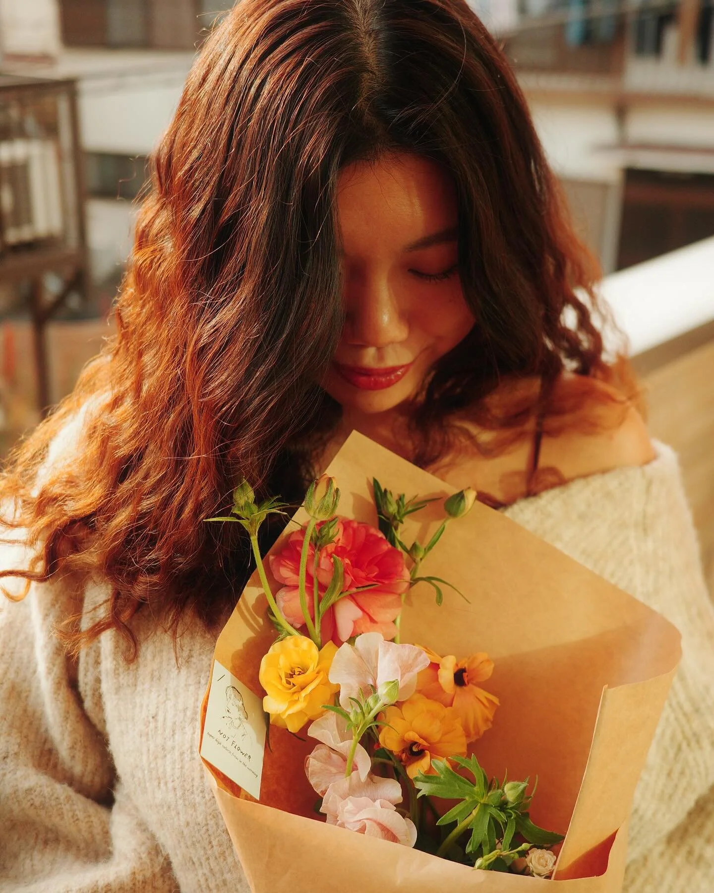 Happy Valentine&rsquo;s Day to my wonderful wife @kazunyanyanyan!

#valentinesflowers #valentinesday #happywifehappylife #notflower #sumida #tokyolifestyle #japanlifestyle #flowershop #tokyoflowershop #tokyo #japan #tokyophotographer #japanphotograph