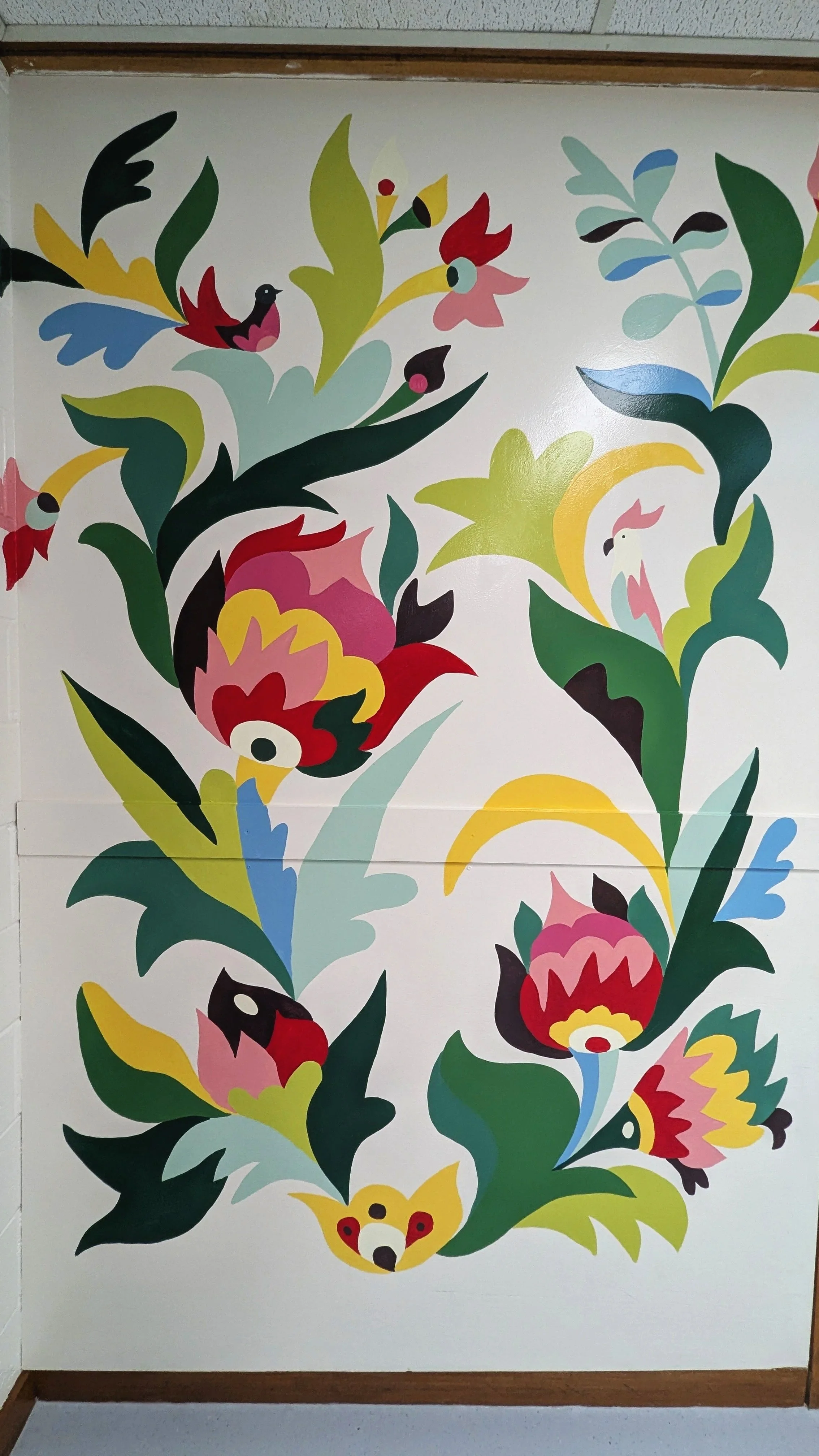 Mural Connection inviting students to explore and connect with the wildlife