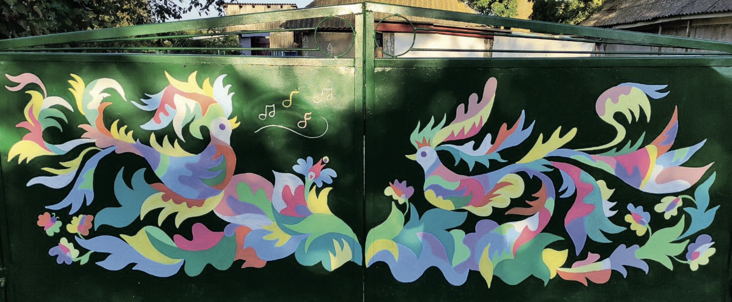 Art mural Birds in Love - changing the place telling a story