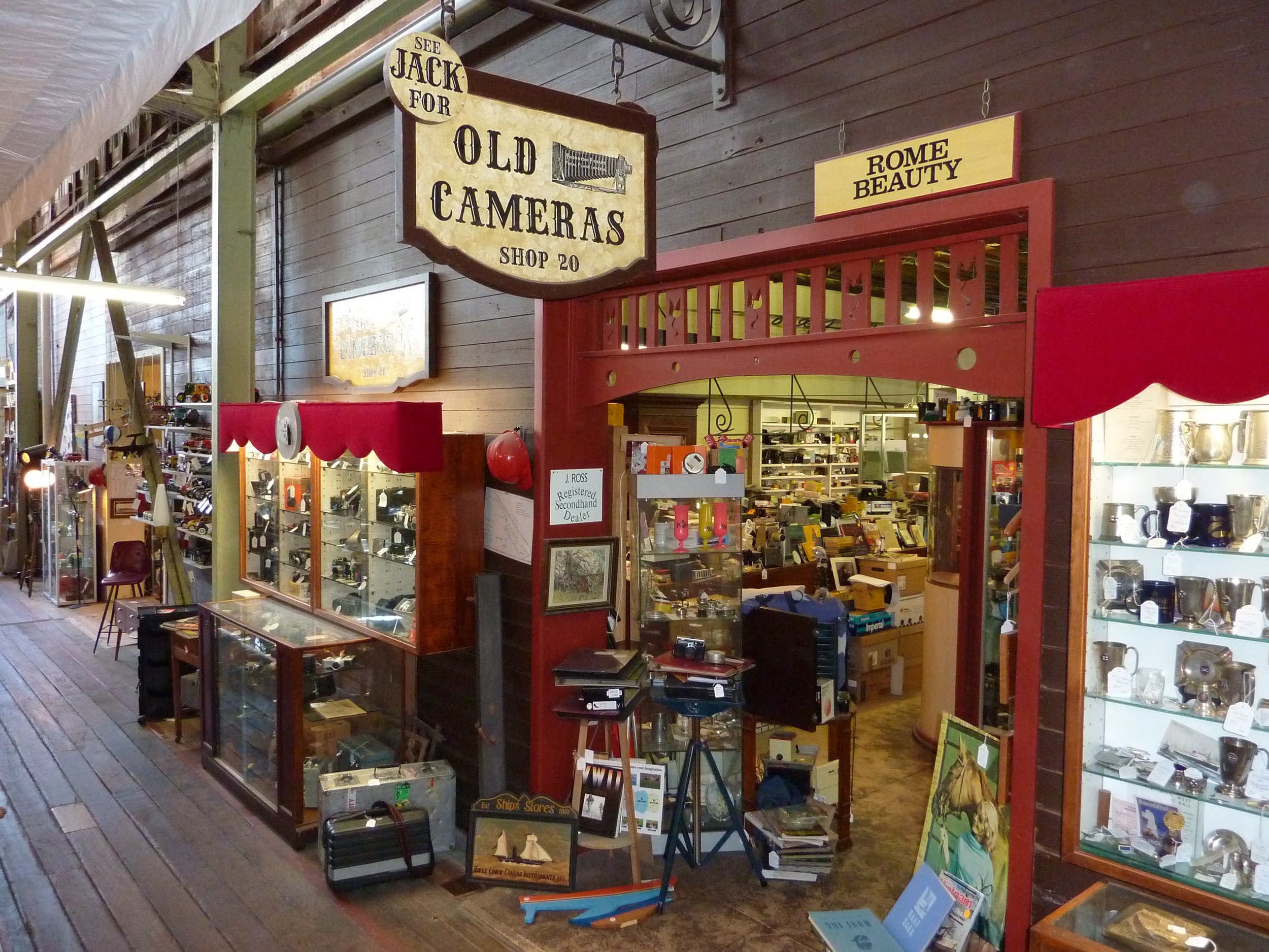 Chamber 6 - Rome Beauty