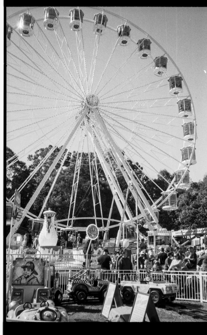 when.the.carnies.cometotown-6.jpg