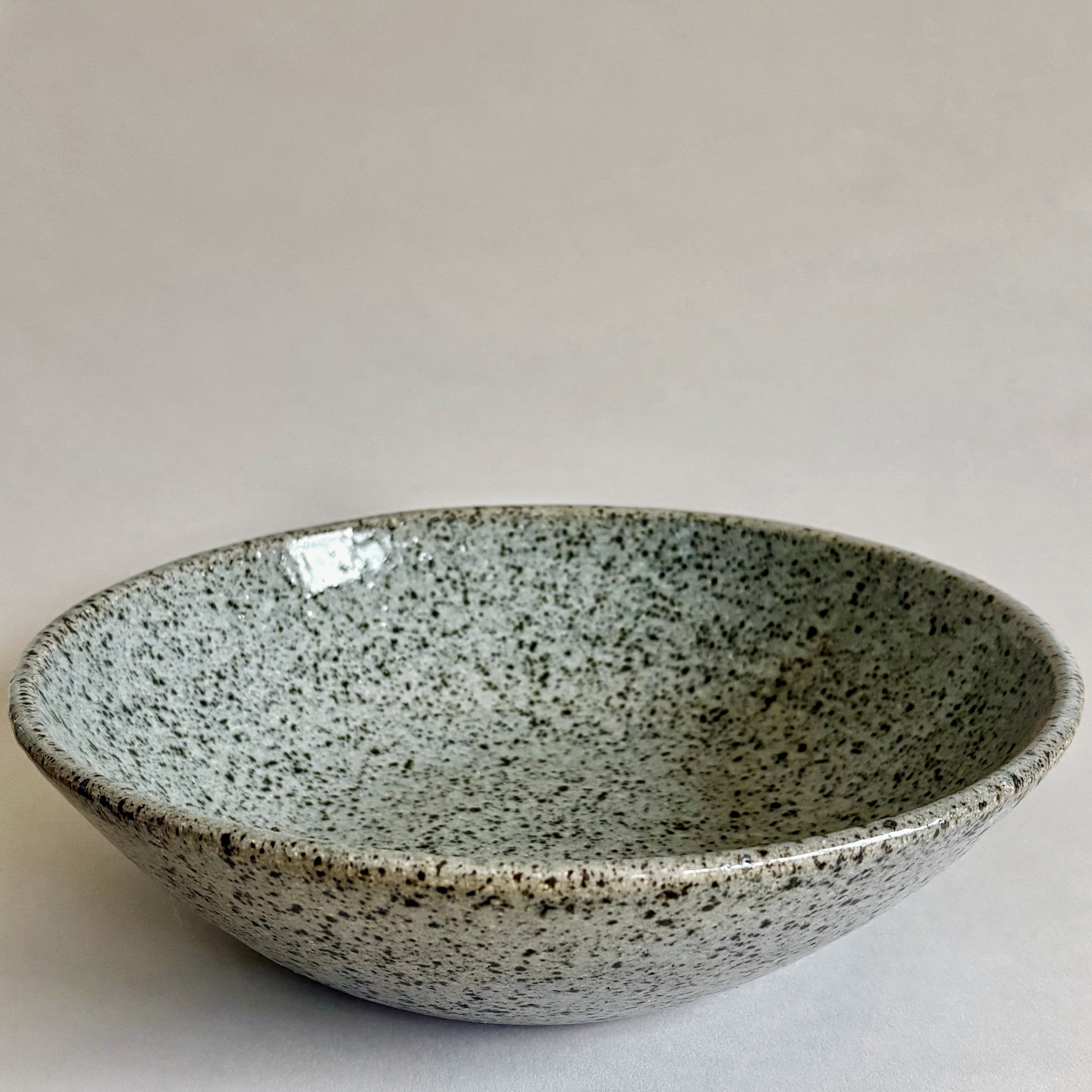Salad bowl in celadon