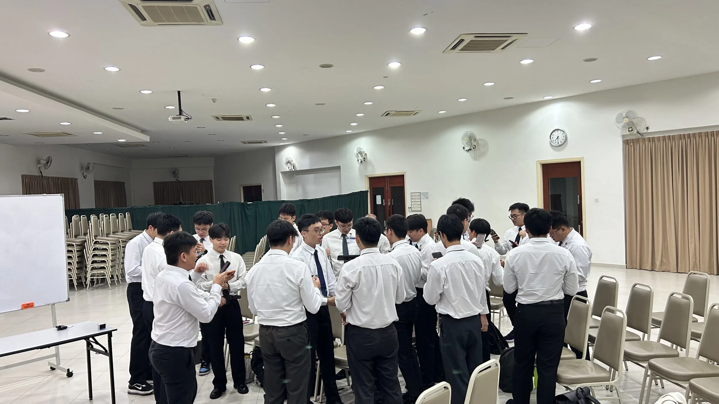 Malaysia Young People Work (3).jpg