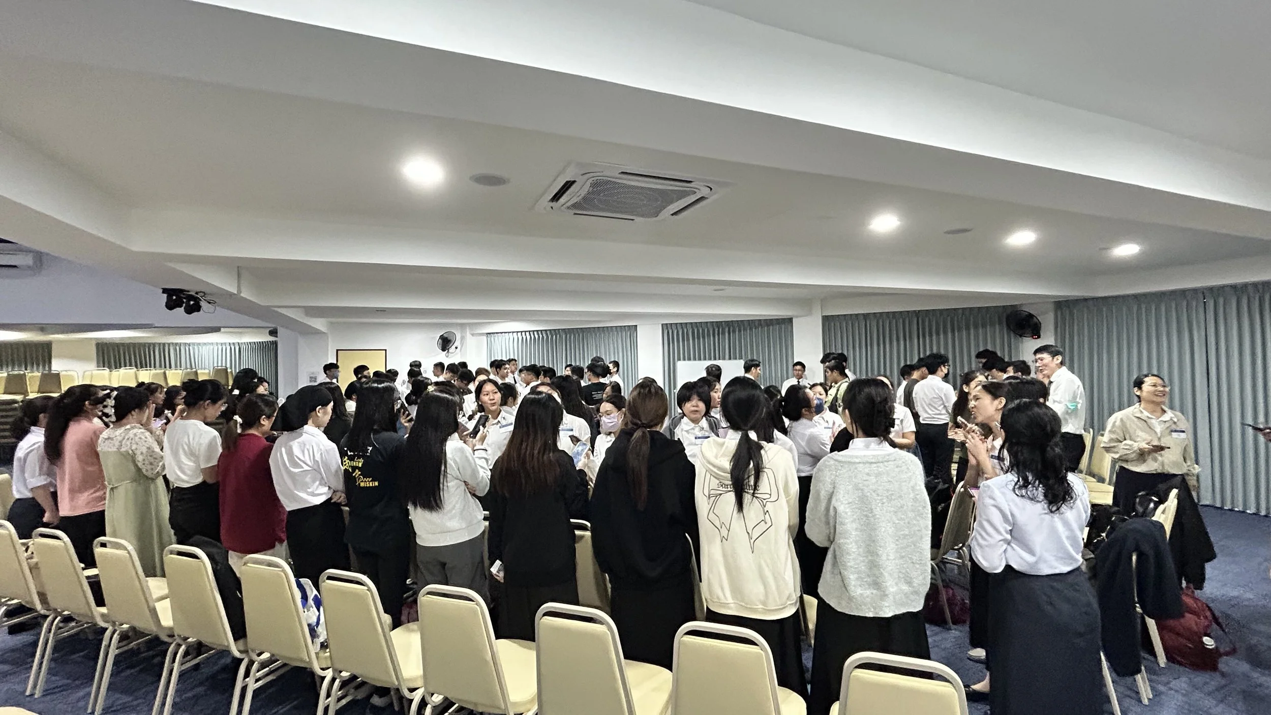 Malaysia Young People Work (9).jpg