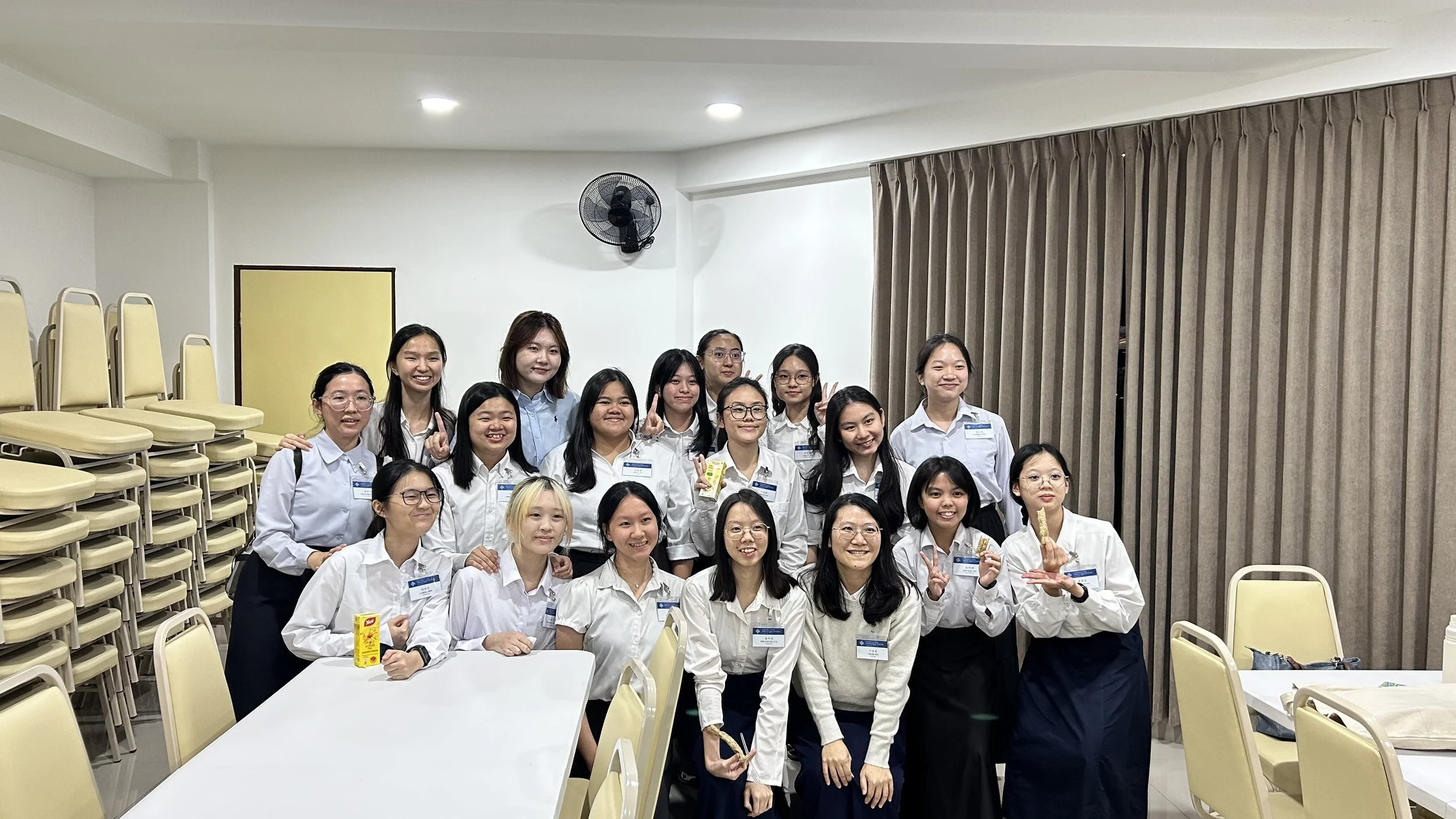 Malaysia Young People Work (10).jpg