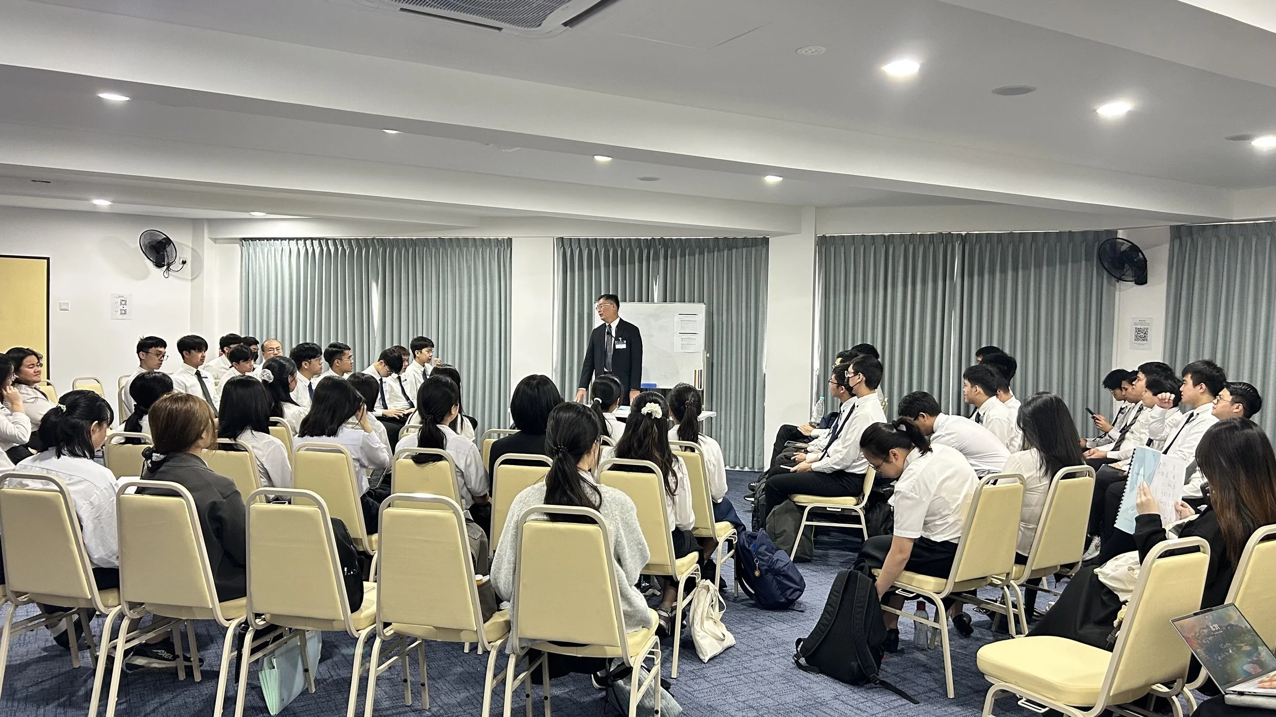 Malaysia Young People Work (16).jpg