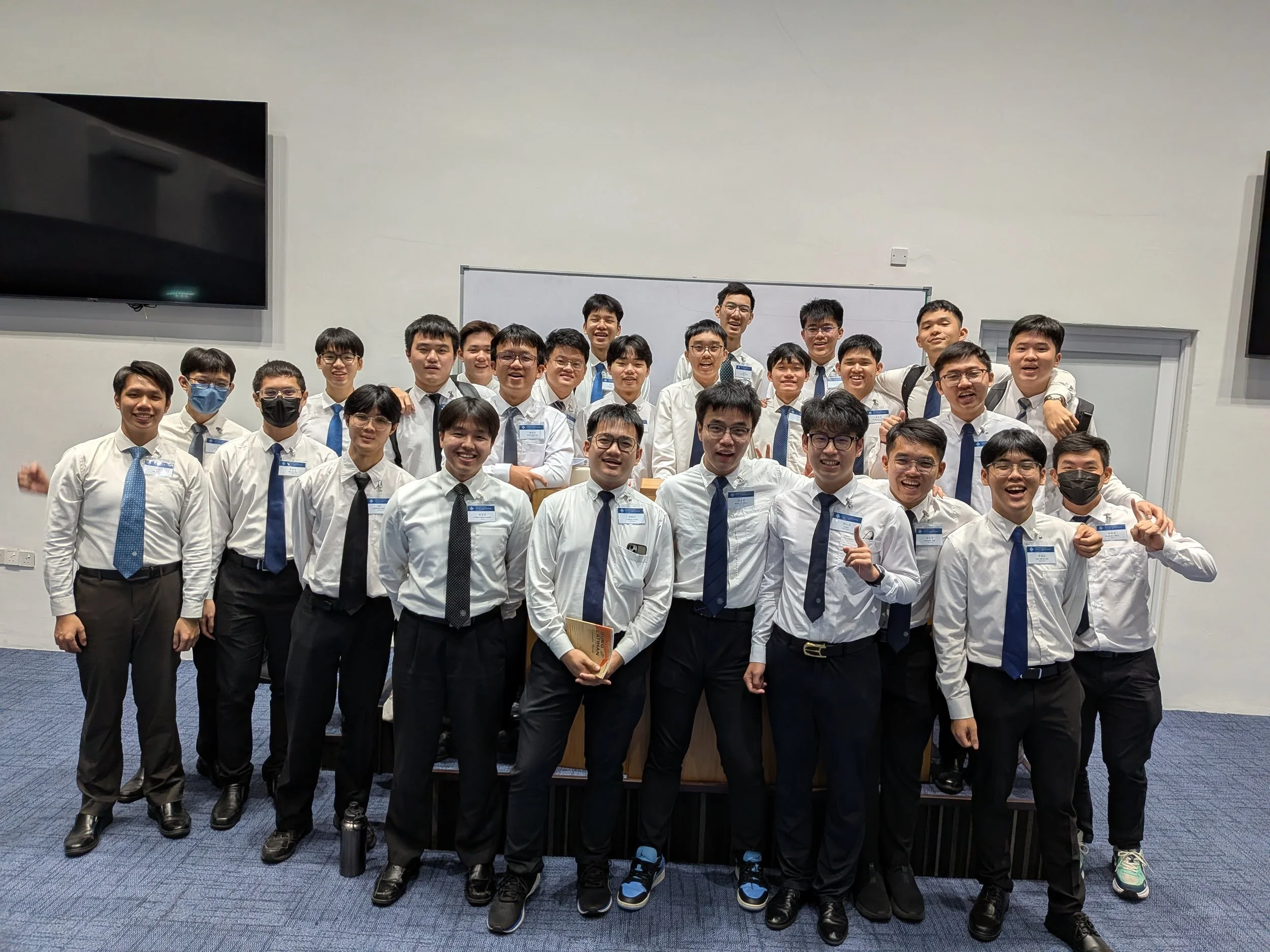 Malaysia Young People Work (16a).jpg