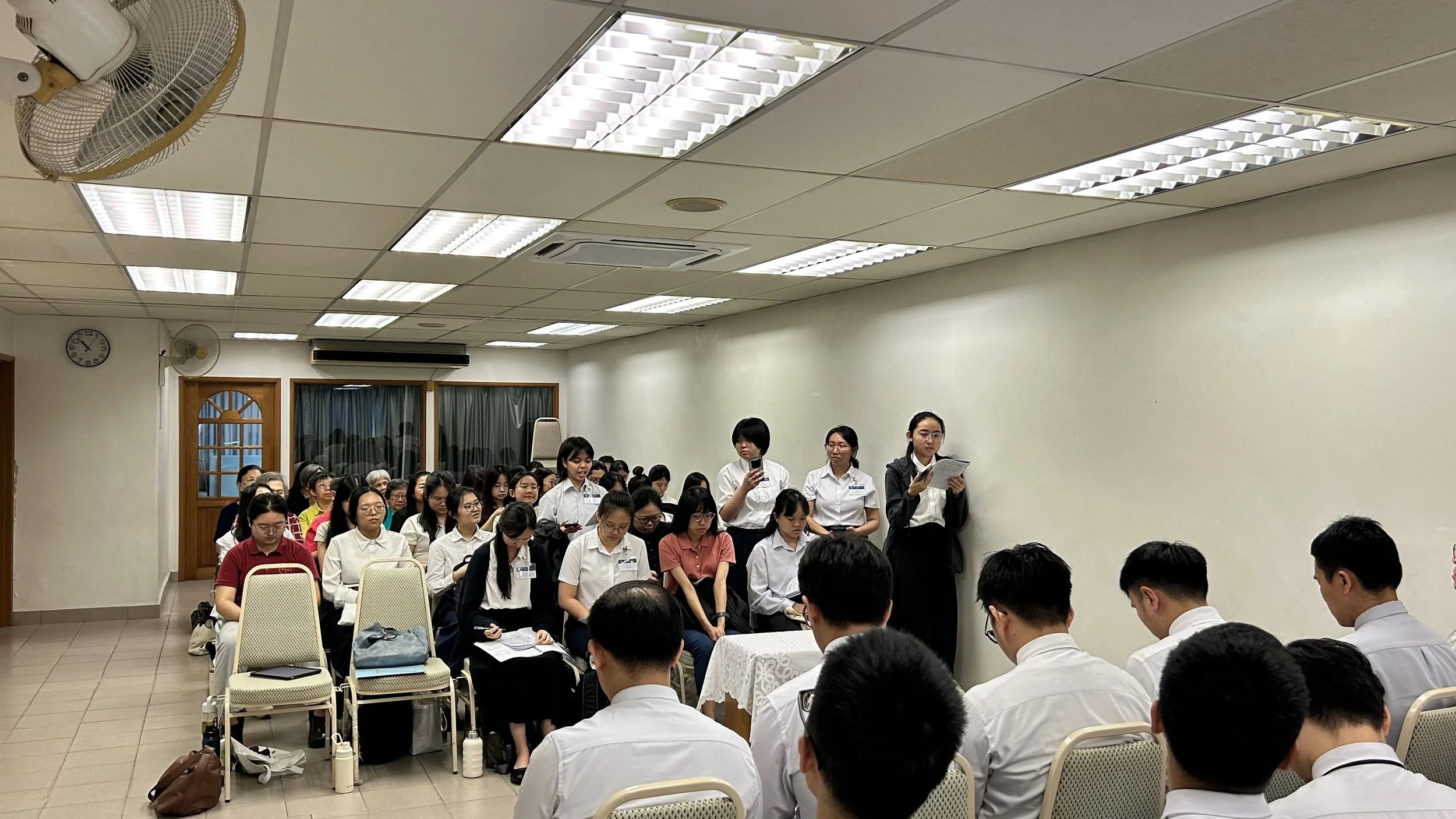 Malaysia Young People Work (18).jpg