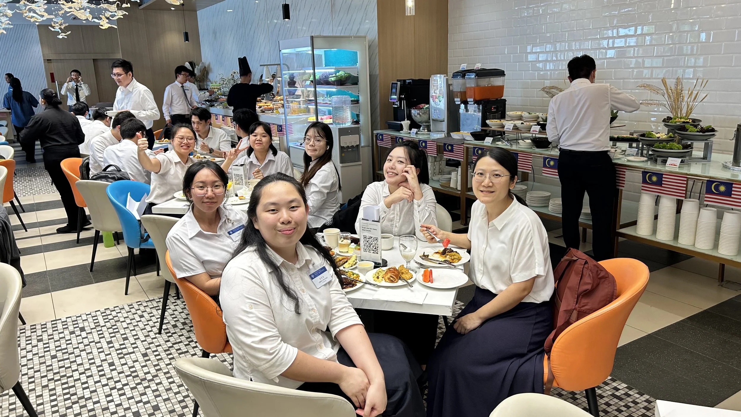 Malaysia Young People Work (23).jpg