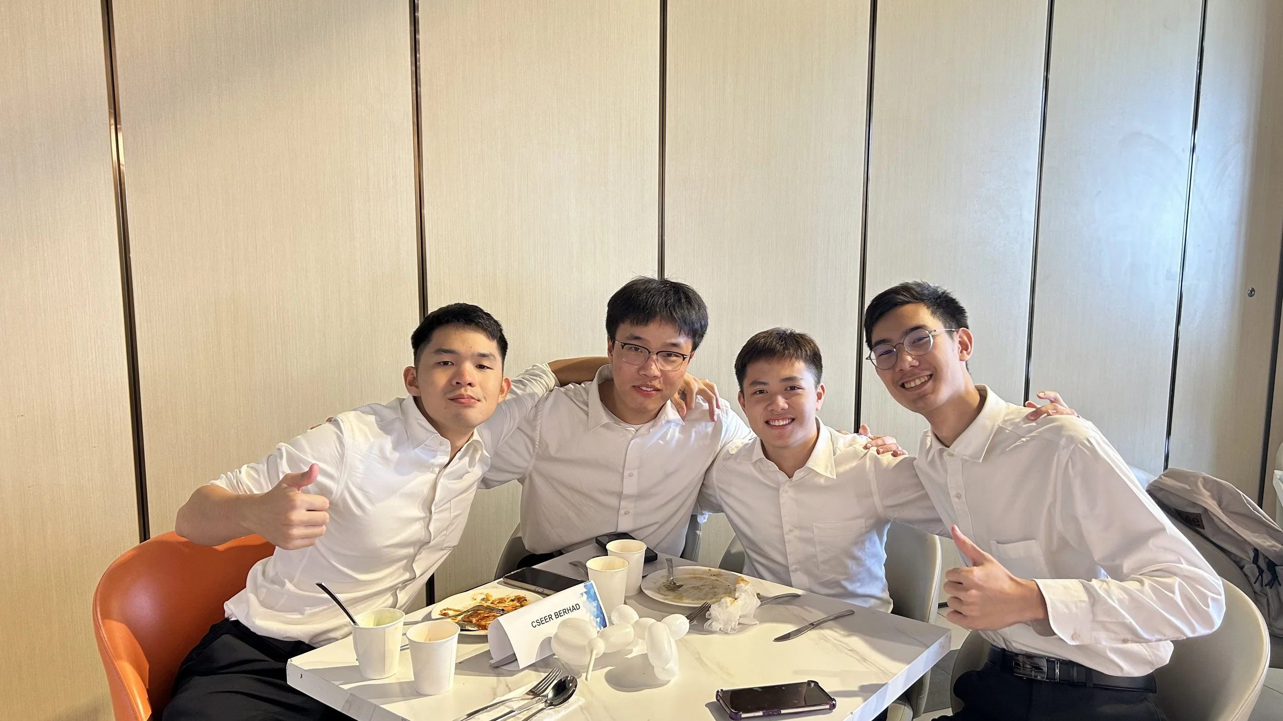 Malaysia Young People Work (26).jpg