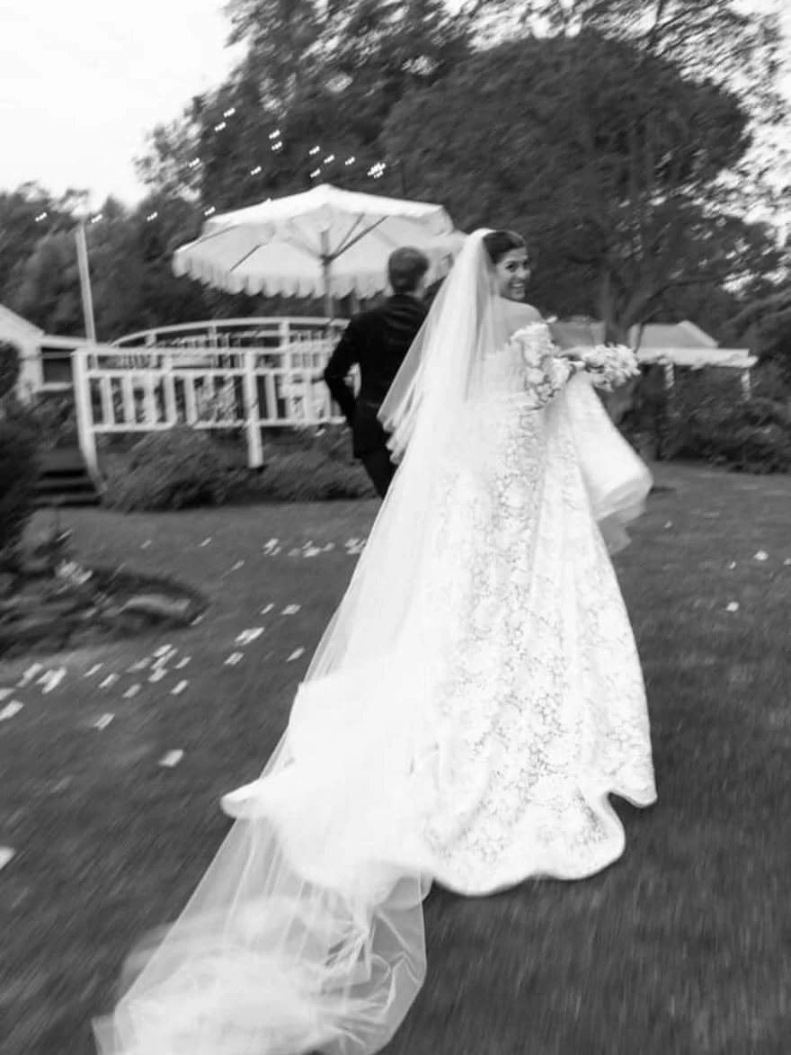 Ekin + Ben 

Styling - @simpliciteevents.co 
Photo - @houseofloveweddings 
Venue - @kurralta.house 
Florist - @lajardin__ 
Stationery &amp; Content - @tootsicreative 
Celebrant - @hannahjcelebrant 
Make Up - @millieherd 
Hair - @hairbyshantelskinner