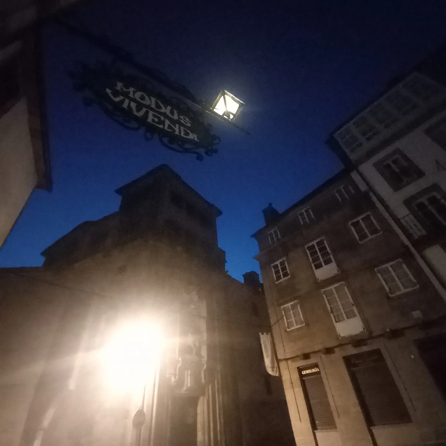 Goodbye to Santiago de Compostela for another year - was inspired by the teachers in @ifspanish Academia Iria Flavia and met a great group of people there. Blown away by the consistently brilliant music at the @amanfeito Feita &agrave; Man festival.