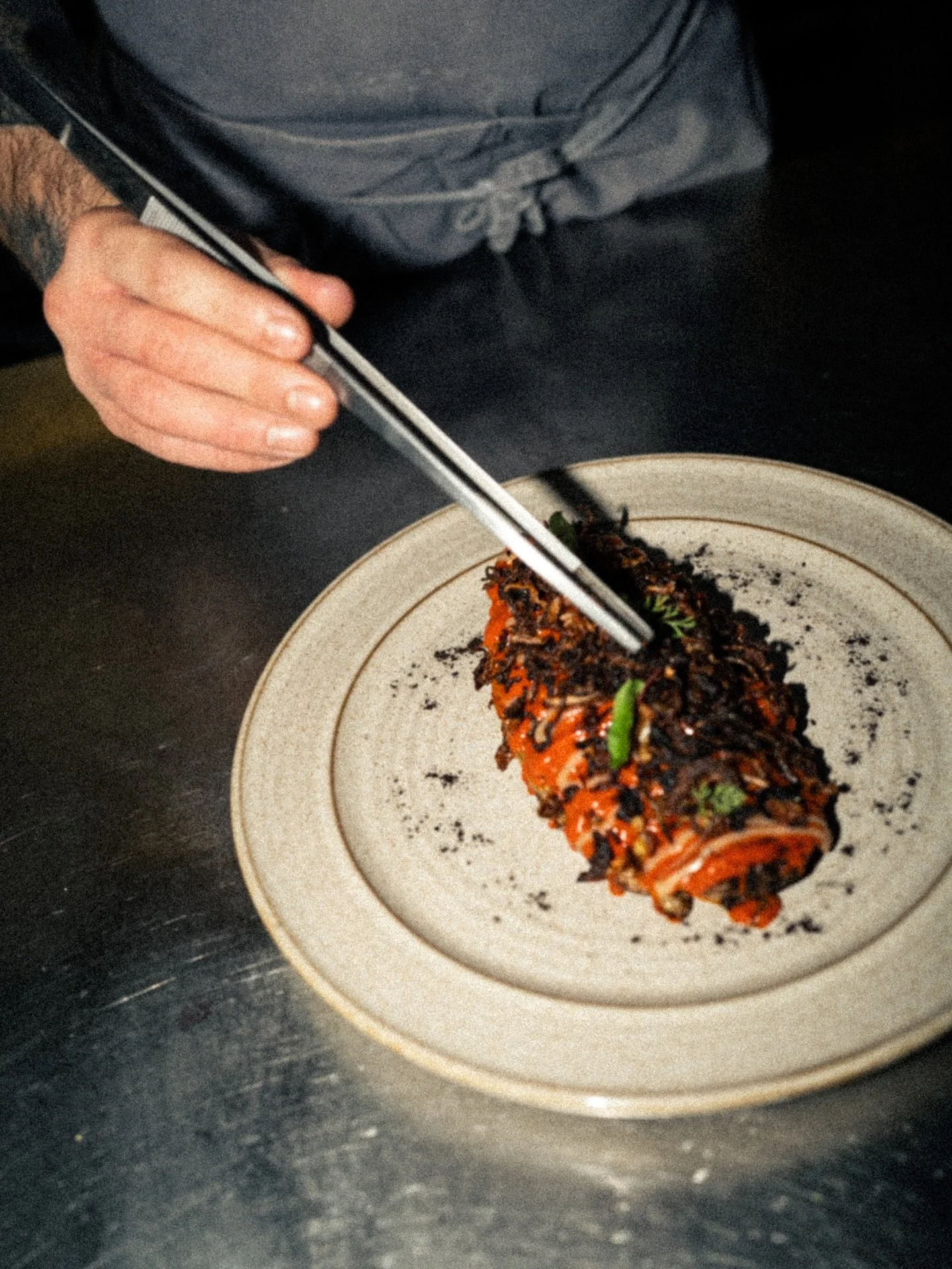 New to try: cavolo arrosto, pomodorini confit, limone candito, cipolla crispy.

A cozy VEG delight for those who love a twist.

E che con l&rsquo;arrivo della stagione pi&ugrave; fredda, la nostra veranda diventa il luogo interno coperto e riscaldato