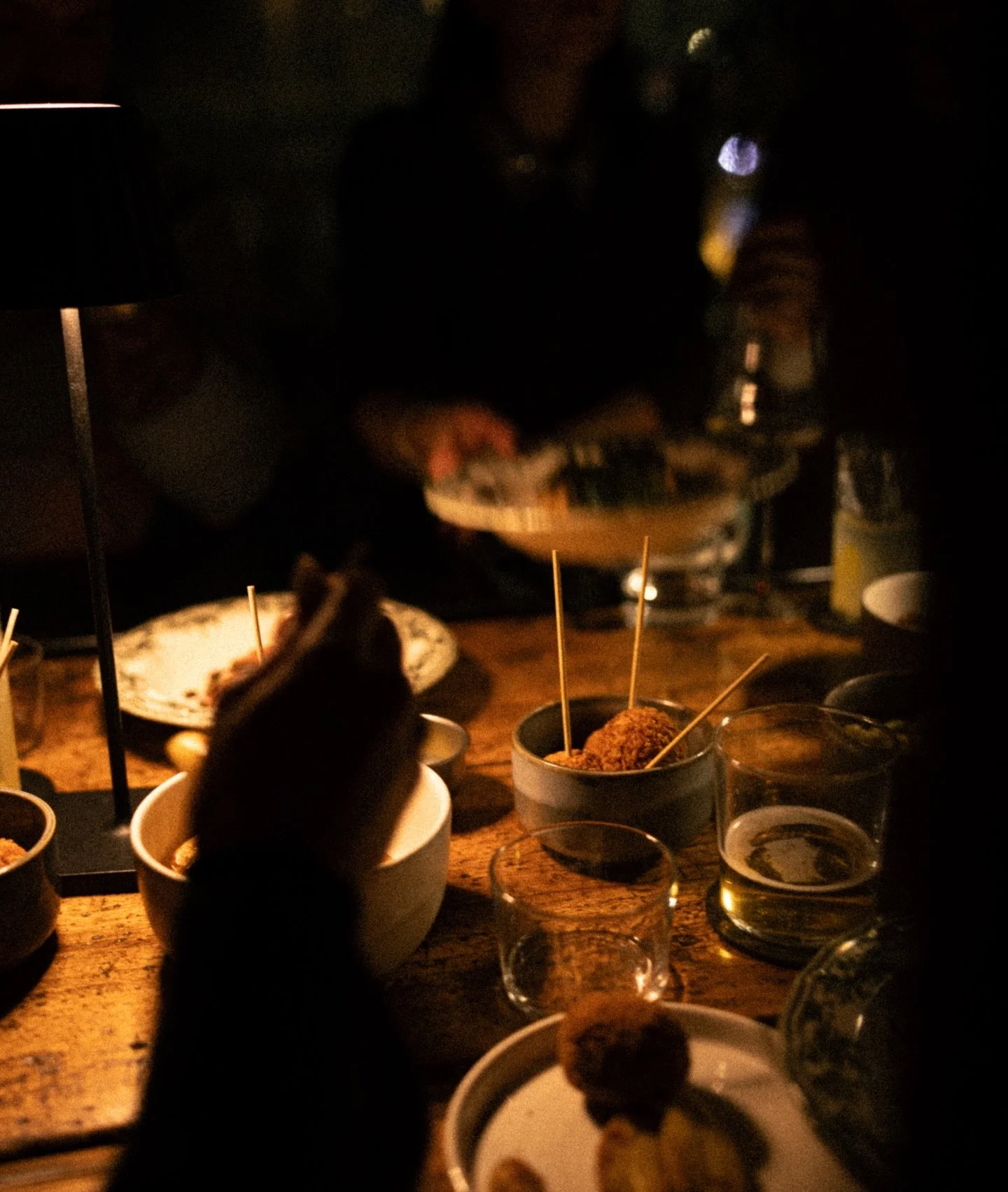 recappino masterclass + Alimento technico / ep.3 

Un grazie speciale a @sistifilippo e a @spiritsecolori per la masterclass, un racconto fatto di tecnica, ricerca e visione, capace di aprire nuove prospettive sull&rsquo;approccio al lavoro quotidian