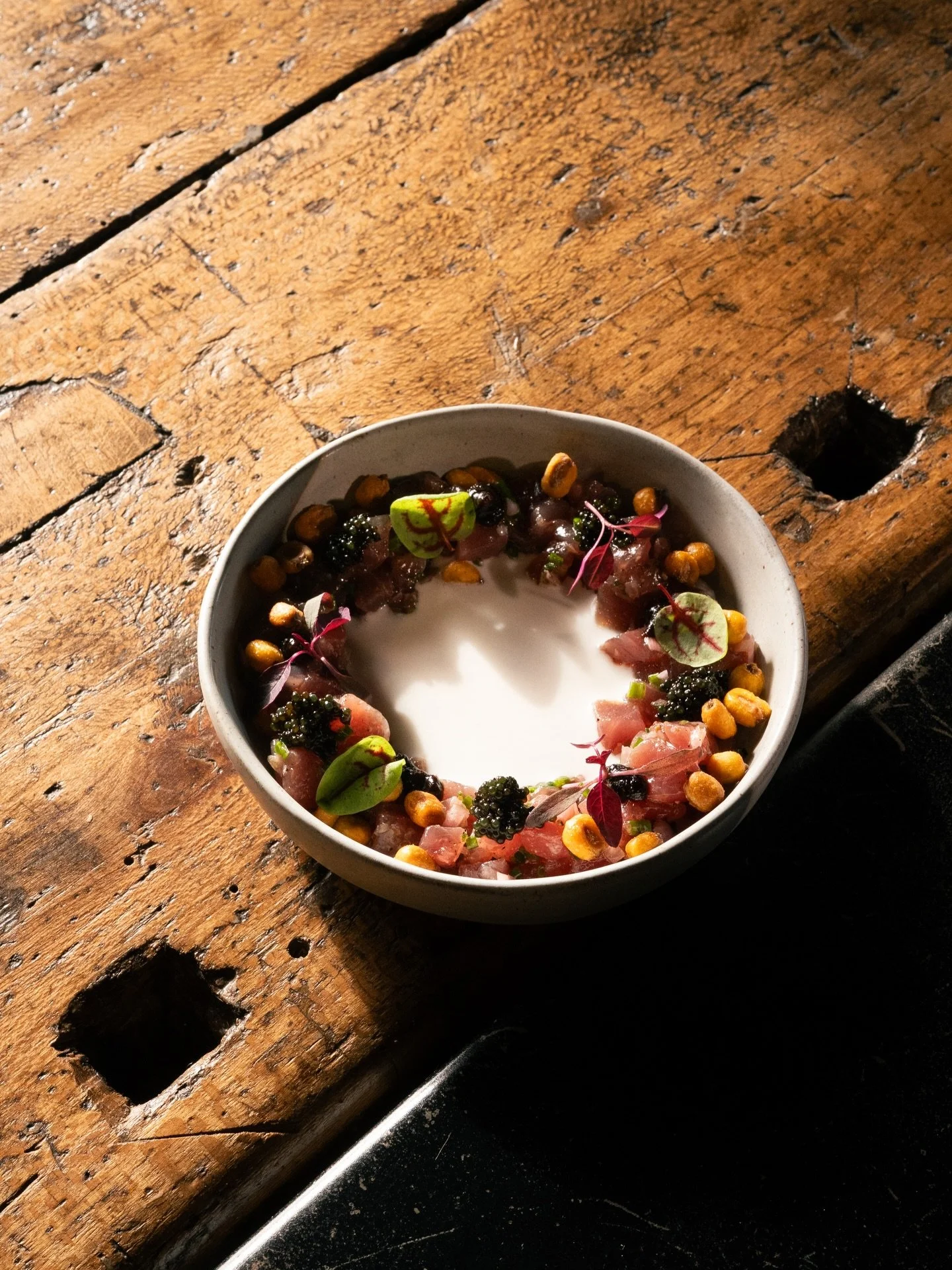 fresh off the new menu / 

CEVICHE DI TONNO

ceviche di tonno rosso, nam prik pao, leche de tigre, uova di lompo e mais tostato