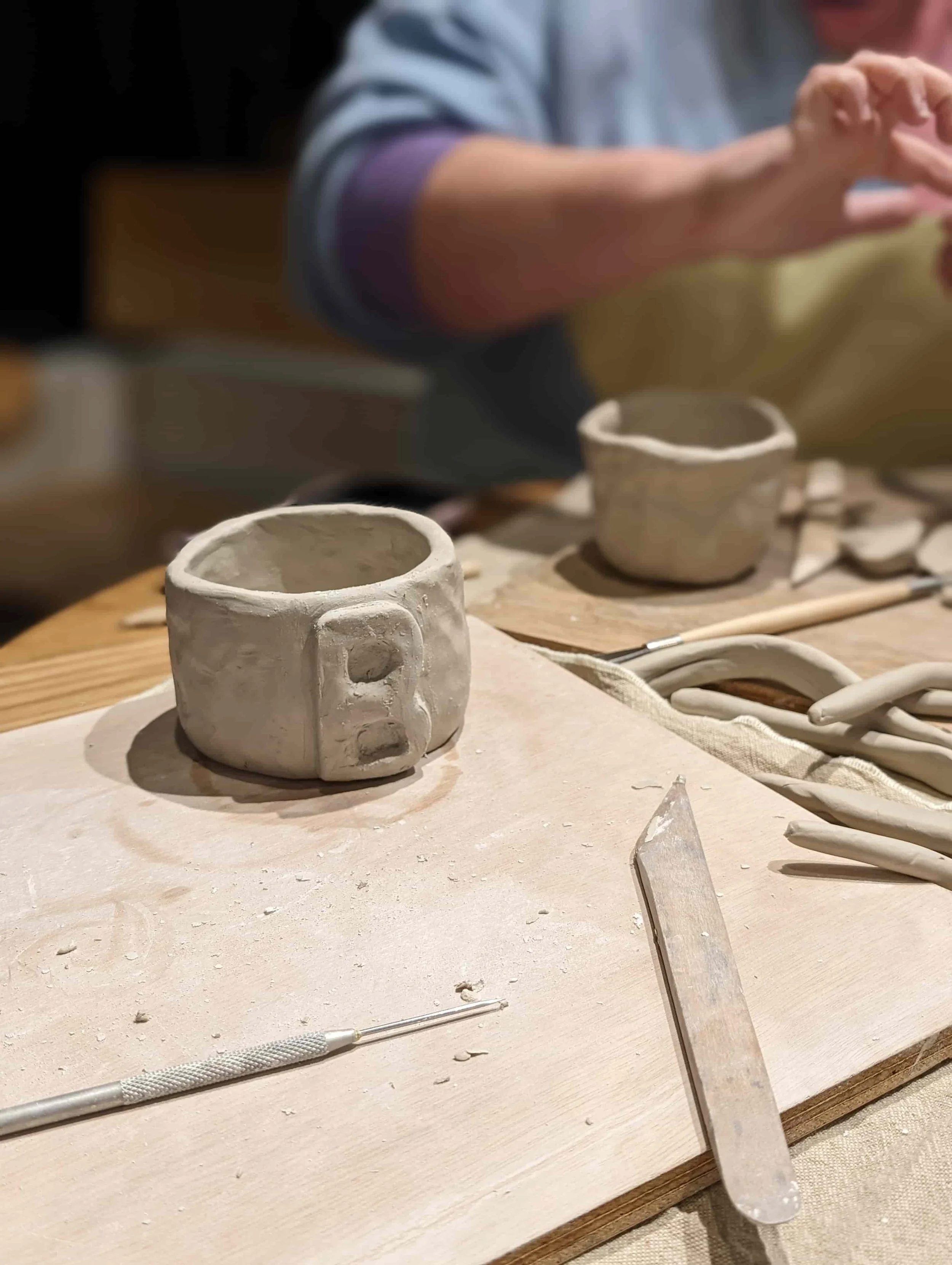 Handing building pottery workshop