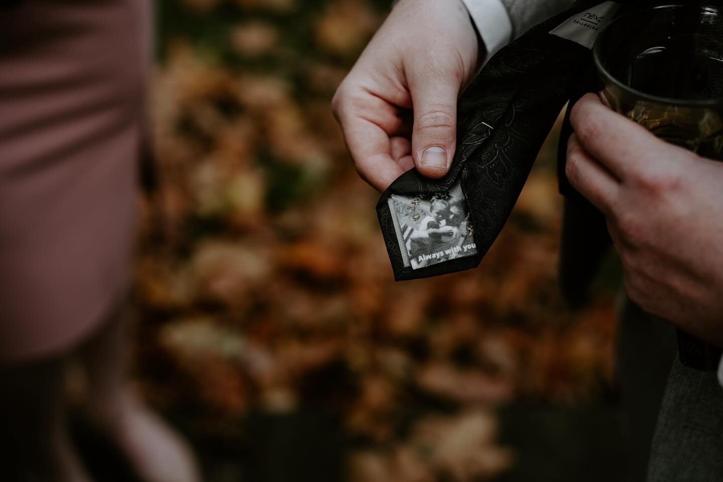 🤍

Personalised tie patches available to order
A beautiful gift for your father or groom to be on your wedding day. It could be a special image with your dad or your husband or a photograph of a lost loved one to be near them on a special day 🤍 

@